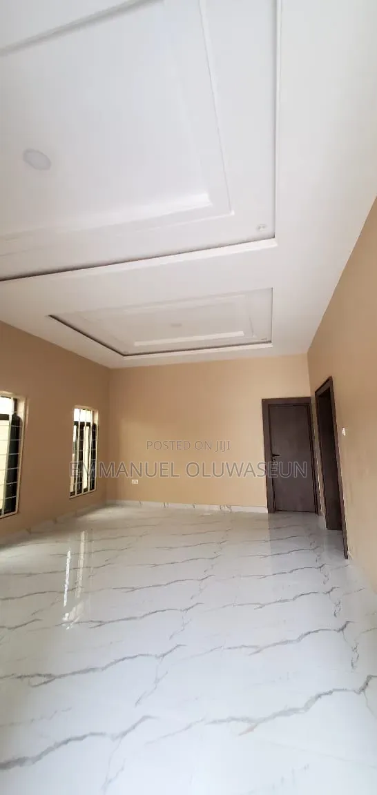 2bdrm Block of Flats in Zamani, Karu for rent