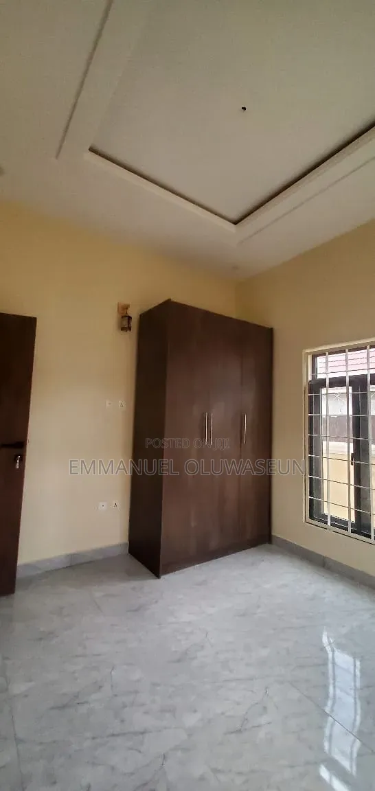 2bdrm Block of Flats in Zamani, Karu for rent