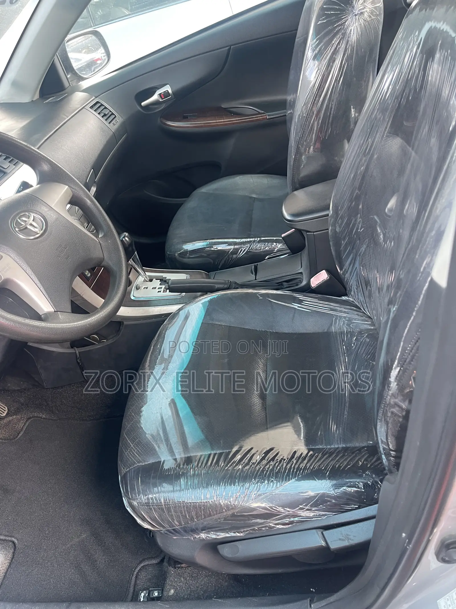 Toyota Corolla 2012 Silver