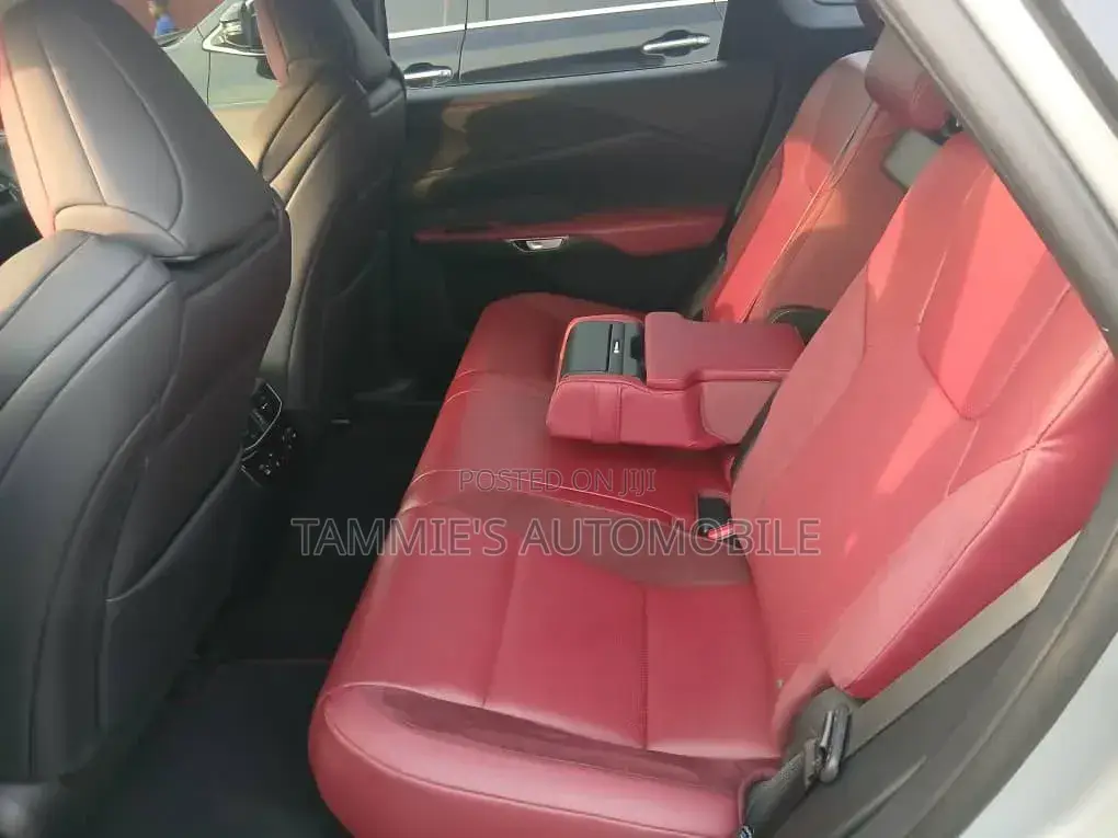 Lexus RX 350 2023 Silver