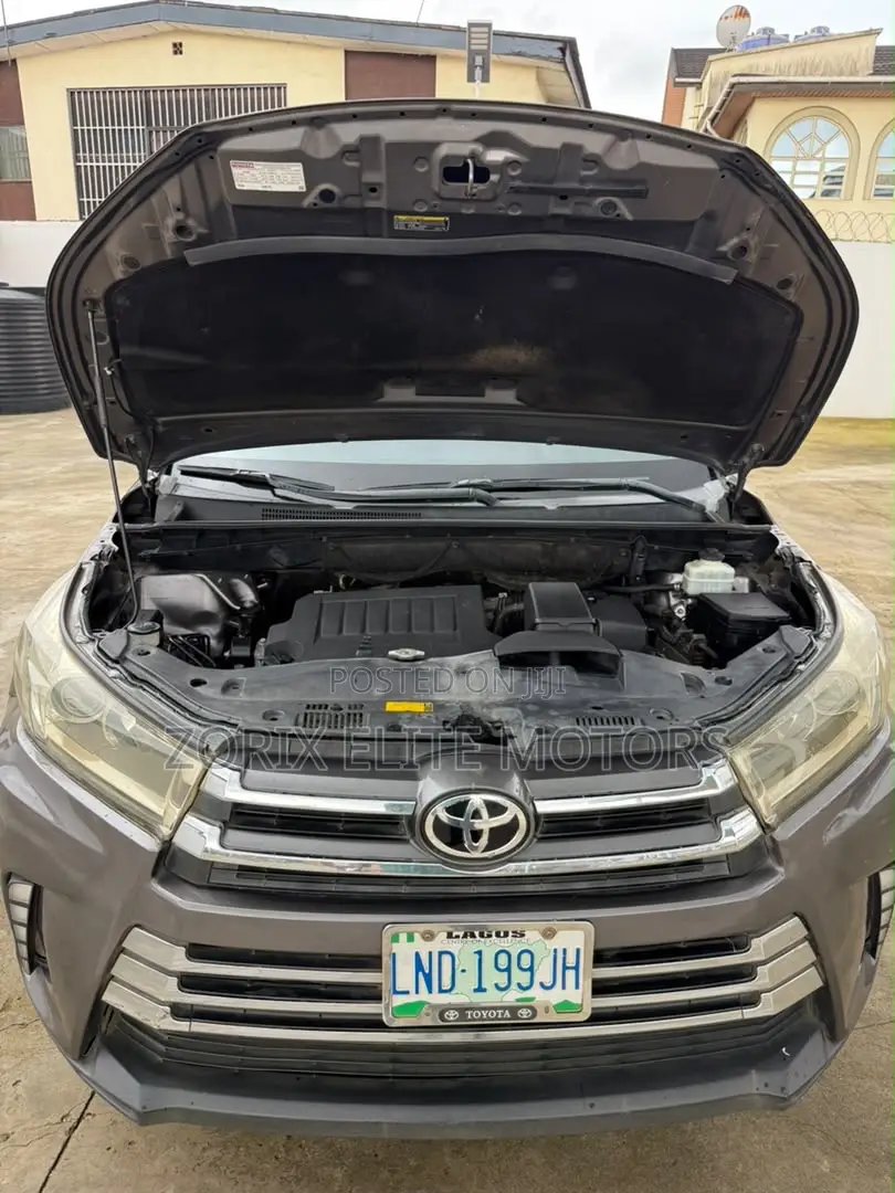 Toyota Highlander 2015 Gray
