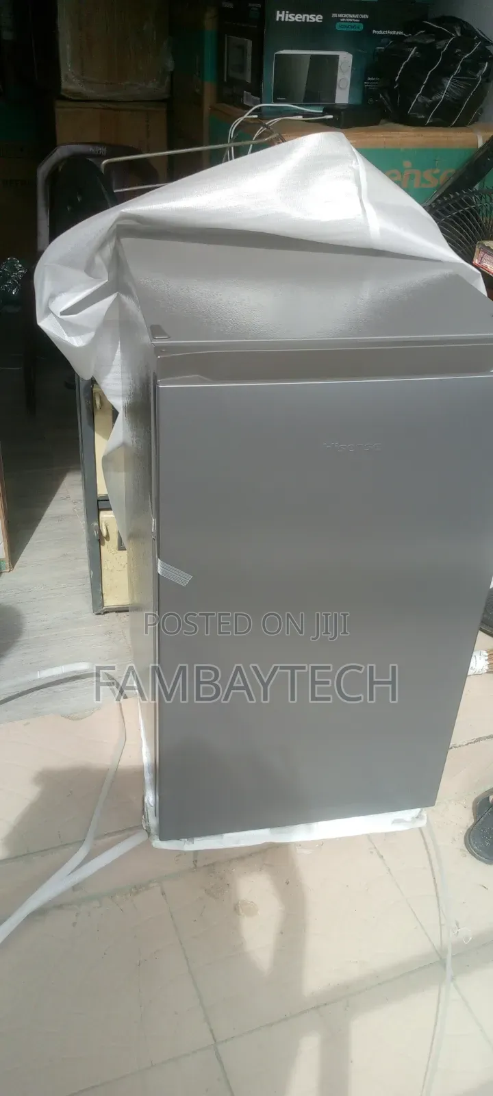 Hisense Ref 121 Refrigerator – Efficient Cooling Every Day