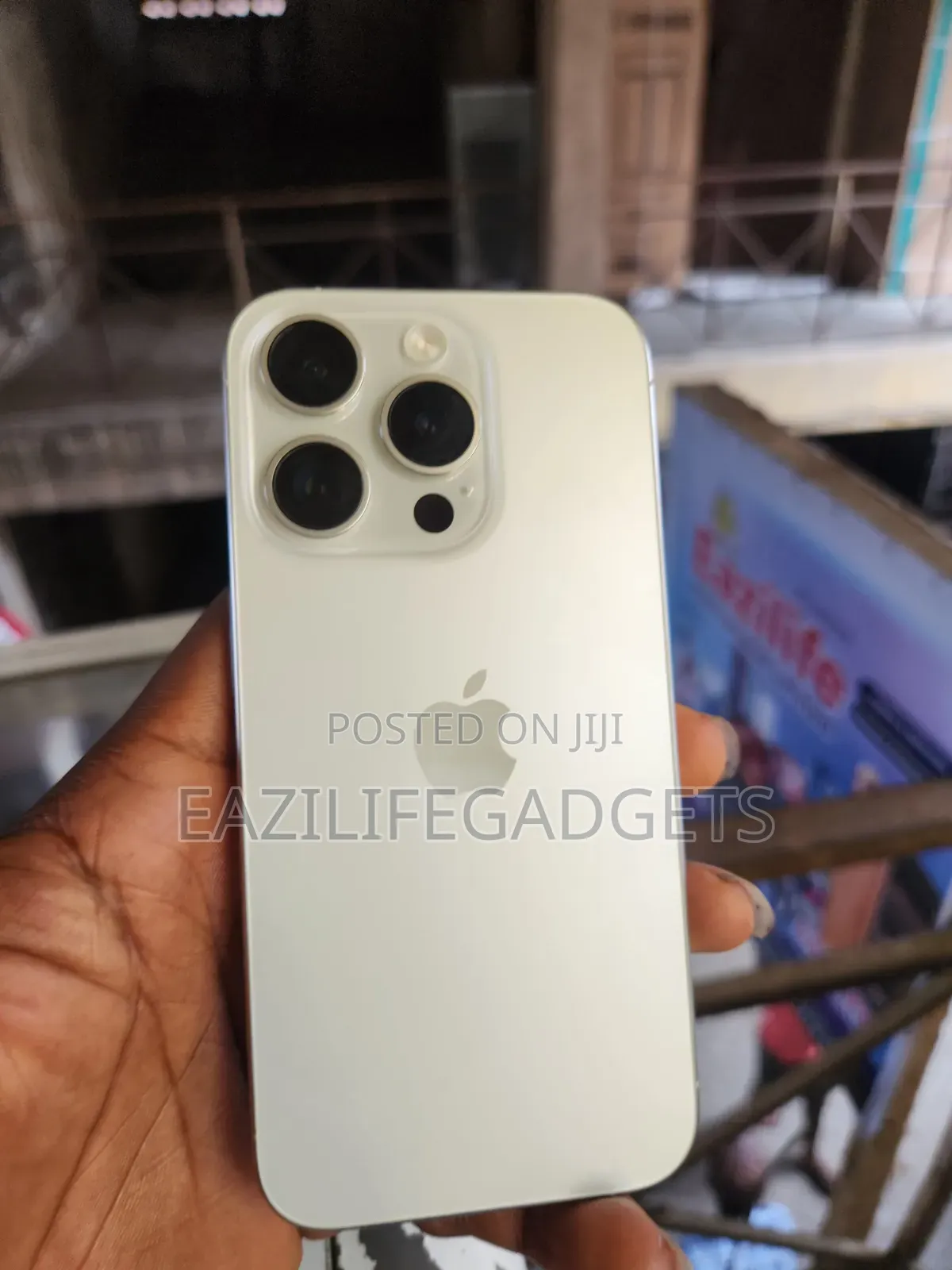 New Apple iPhone 15 Pro 128 GB White
