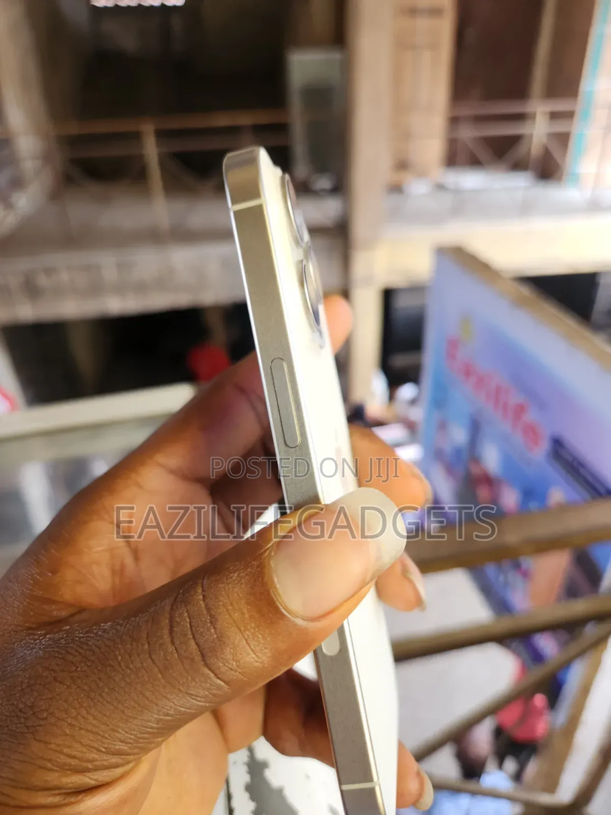 New Apple iPhone 15 Pro 128 GB White