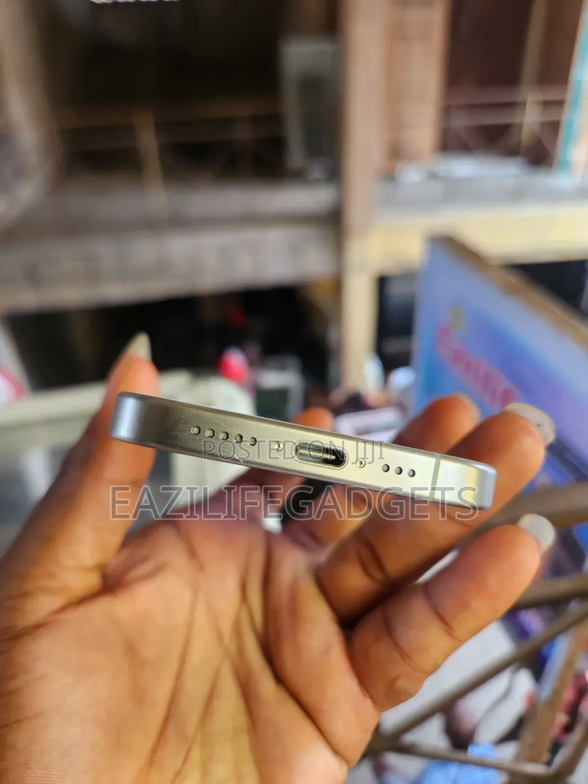 New Apple iPhone 15 Pro 128 GB White