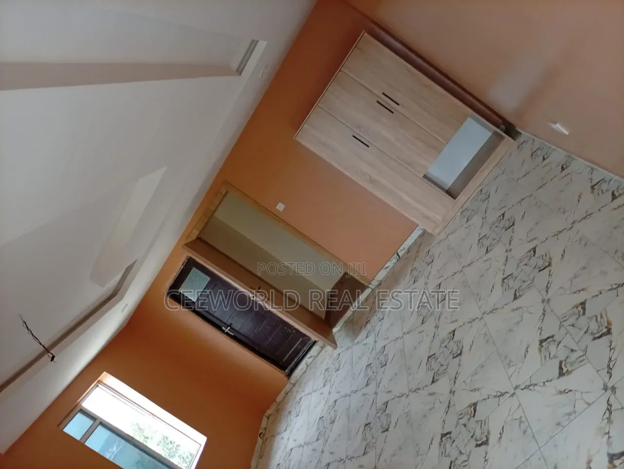 3bdrm Duplex in Akoto Estate Elebu, Akala Express for rent