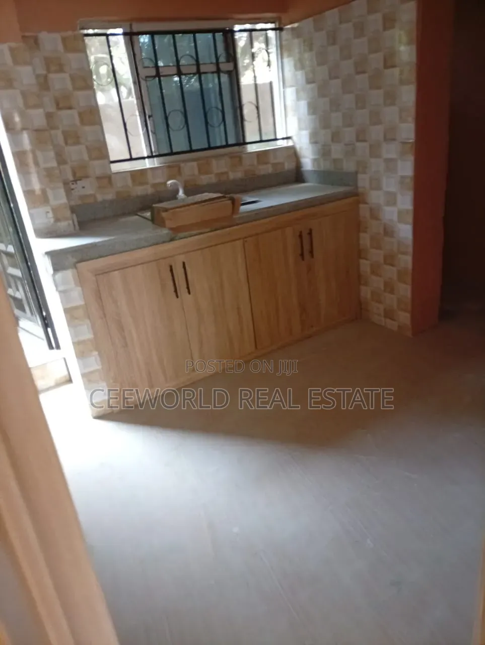 3bdrm Duplex in Akoto Estate Elebu, Akala Express for rent