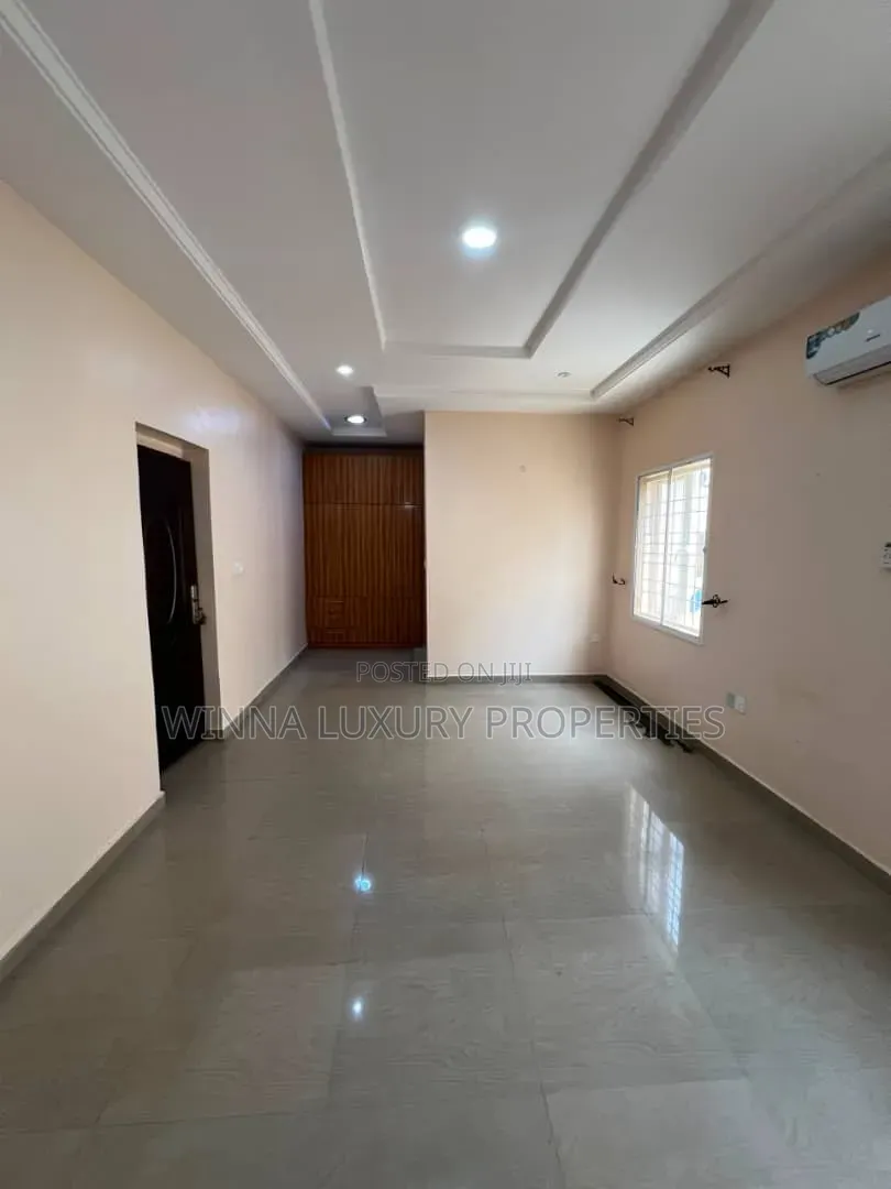 5bdrm Townhouse / Terrace in Apo By Cedar Crest for rent