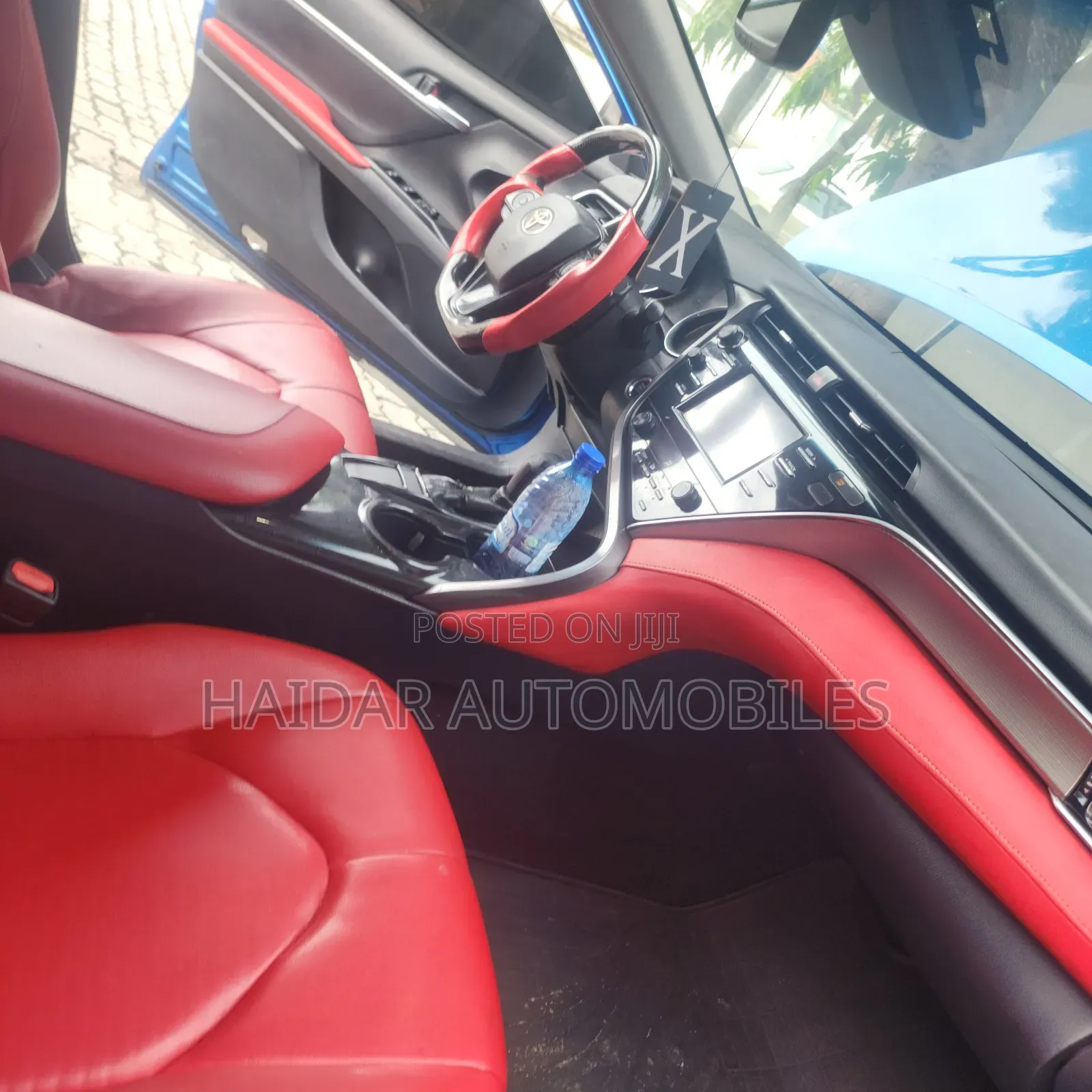 Toyota Camry 2019 Blue