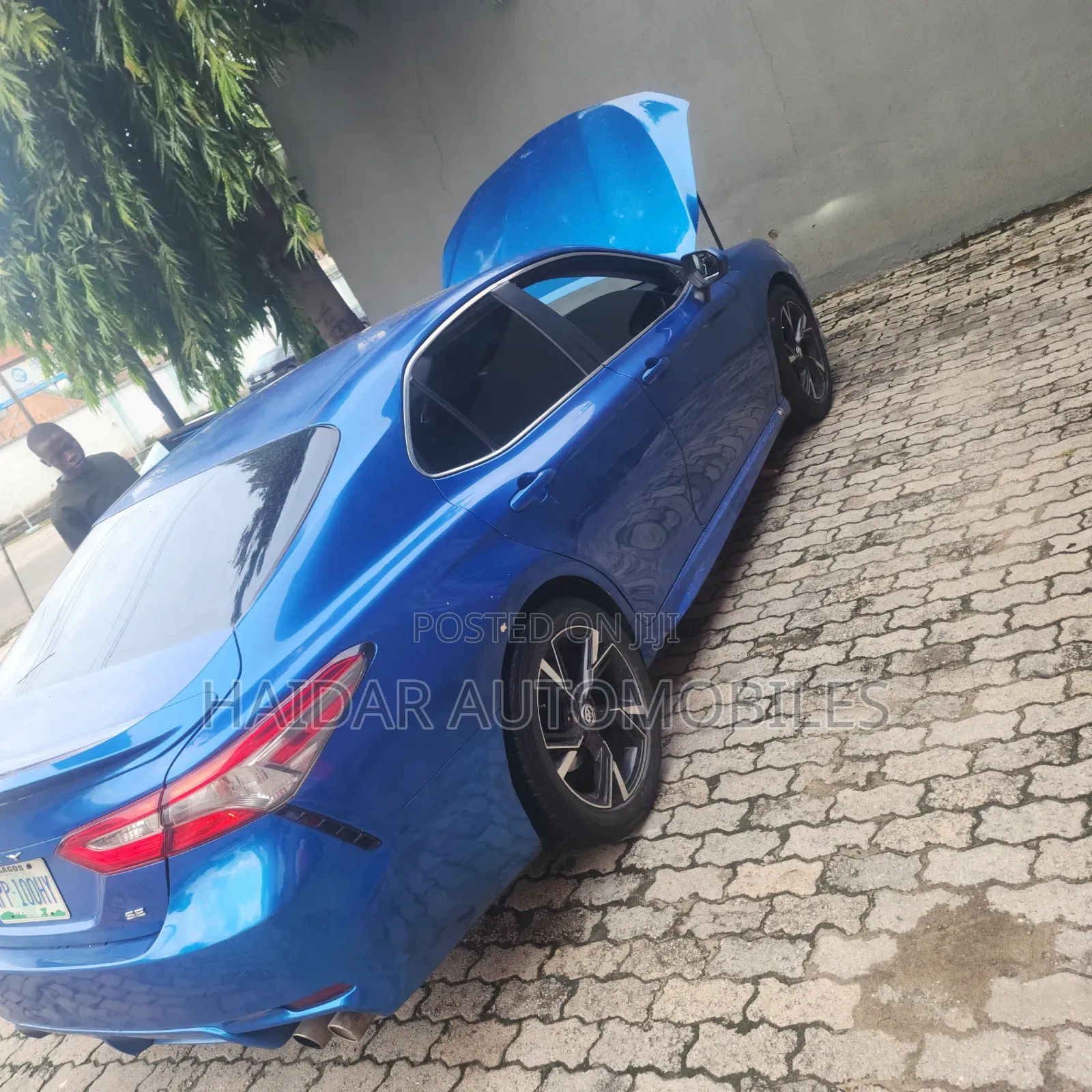 Toyota Camry 2019 Blue