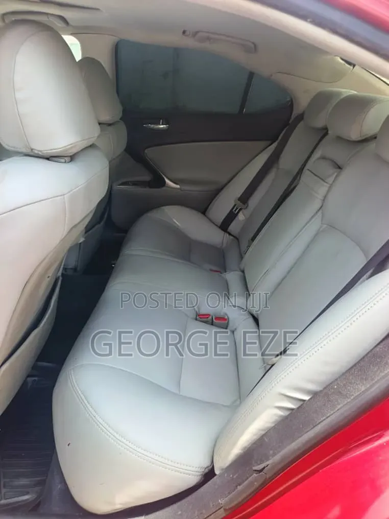 Lexus IS 2008 Red