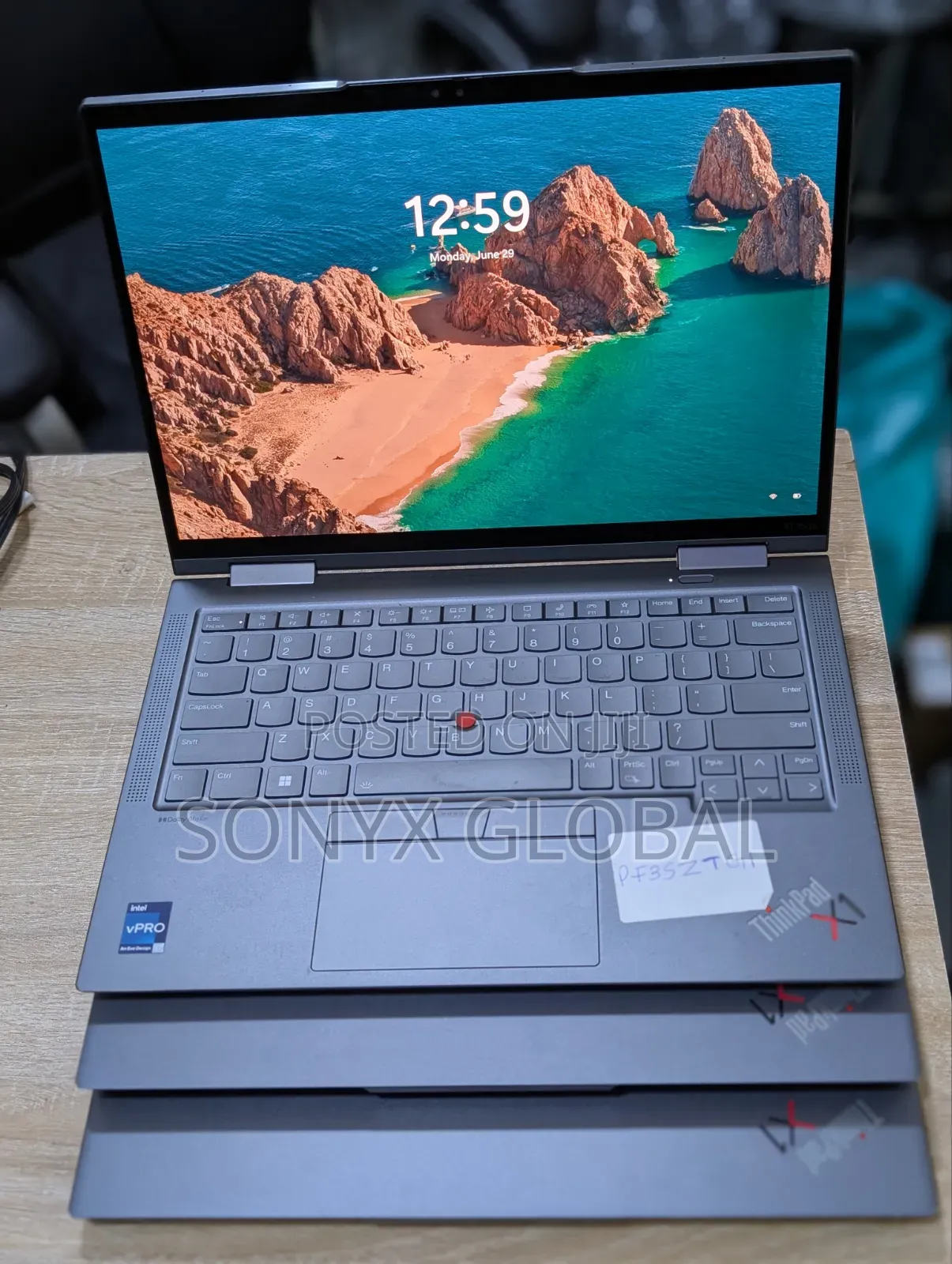 Laptop Lenovo ThinkPad X1 Yoga Gen 8 32GB Intel Core i7 SSD 512GB