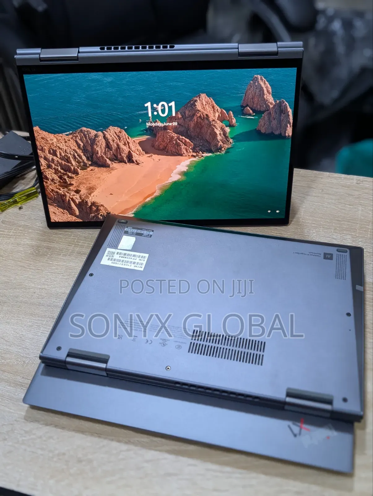 Laptop Lenovo ThinkPad X1 Yoga Gen 8 32GB Intel Core i7 SSD 512GB