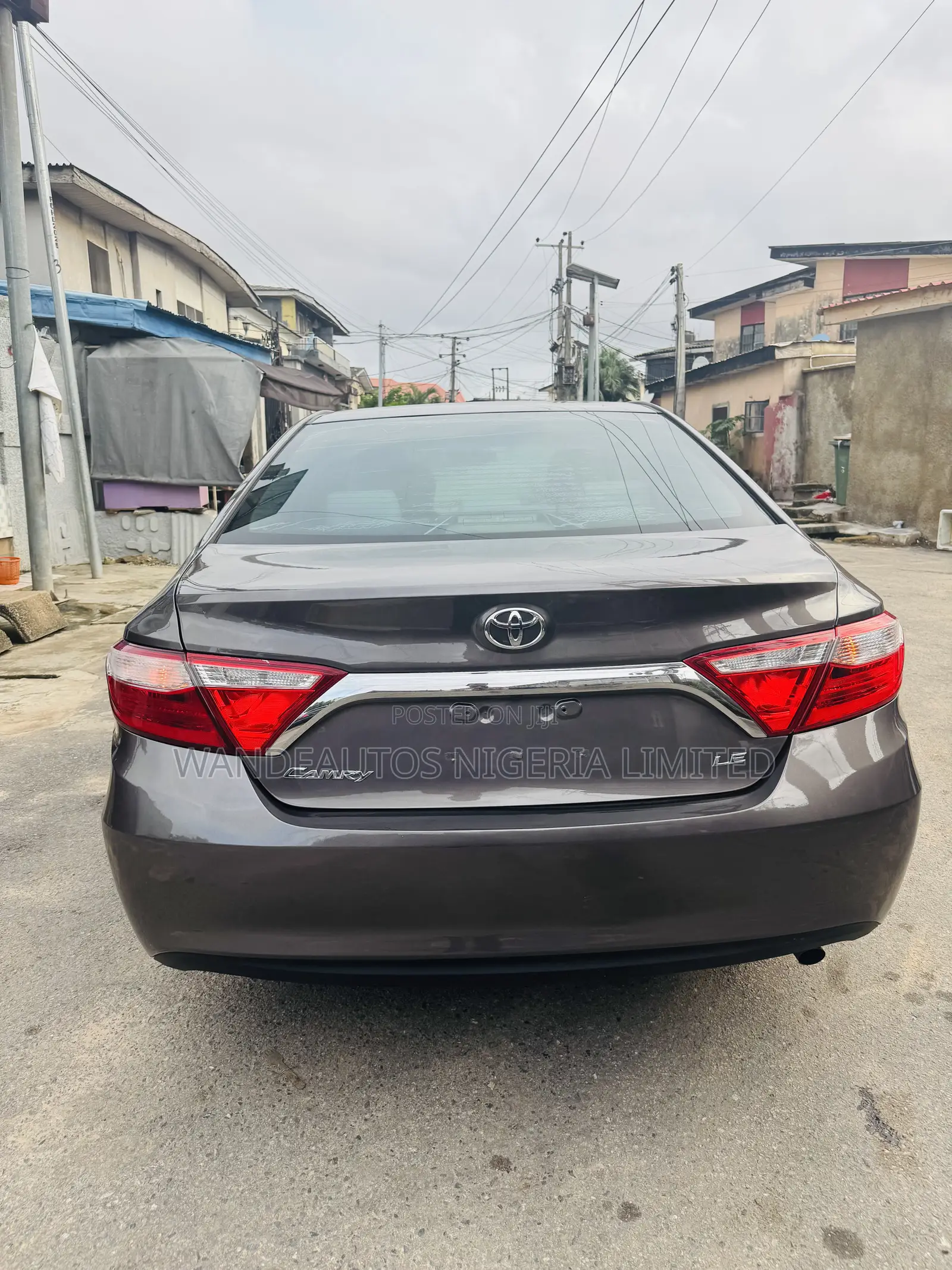Toyota Camry LE 4dr Sedan (2.5L 4cyl 6A) 2016 Gray