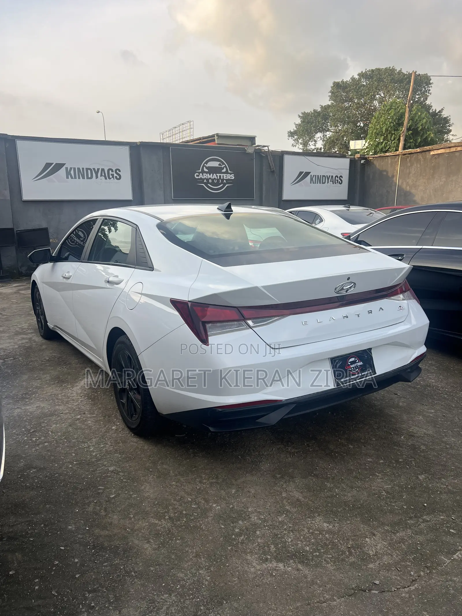 Hyundai Elantra 2021 White