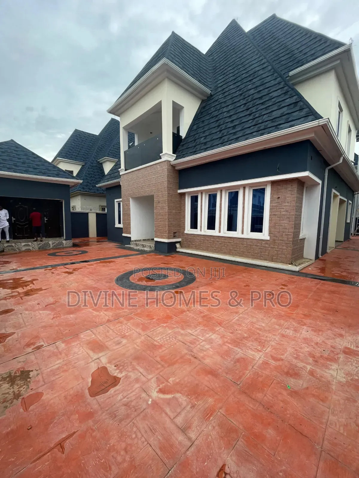 4bdrm Duplex in Lugbe District for rent