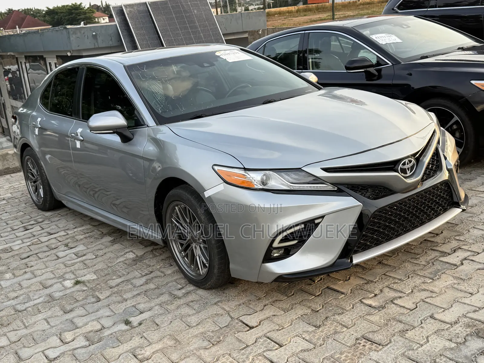 Toyota Camry 2018 Silver