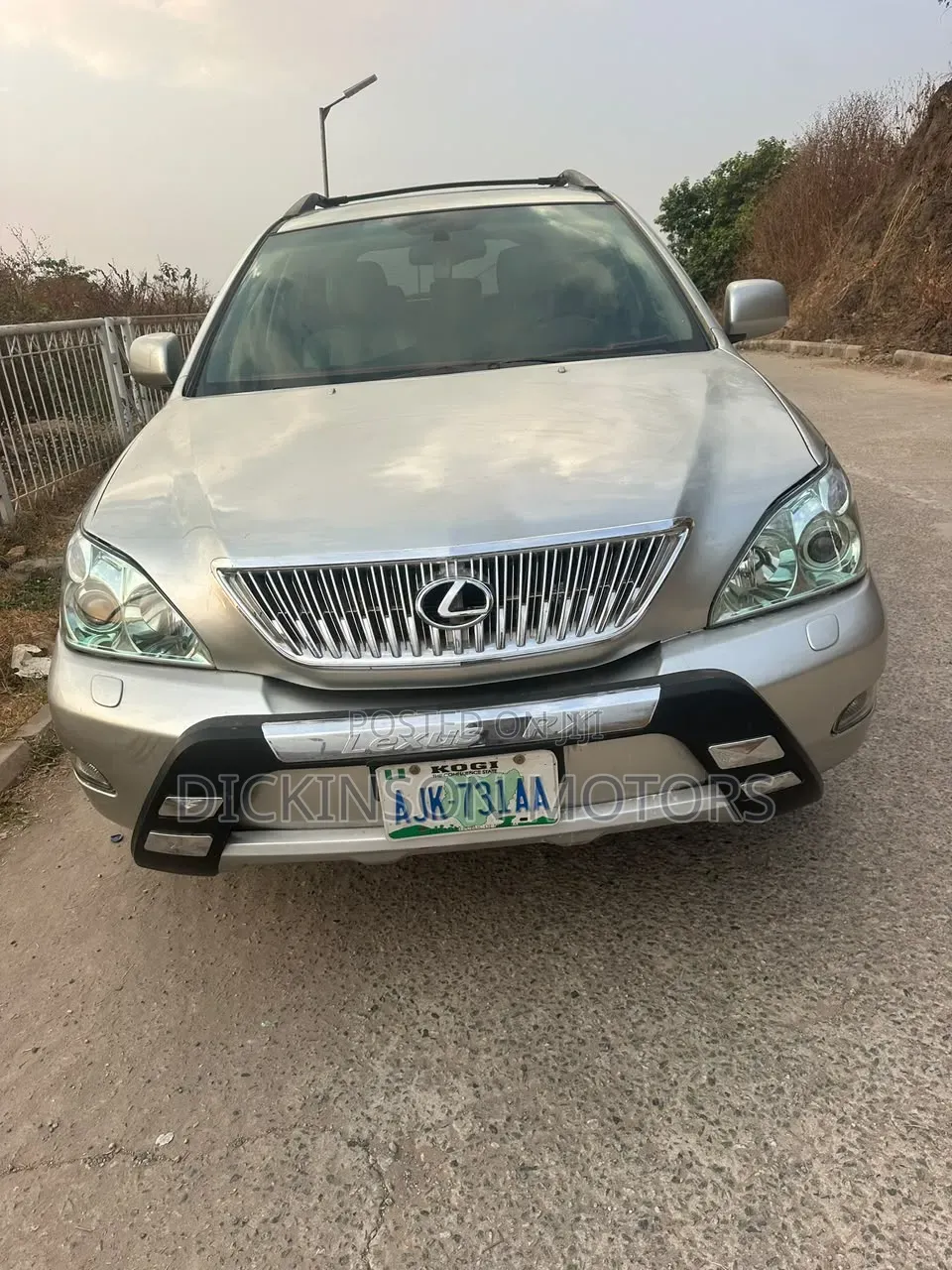 Lexus RX 330 2005 Gold