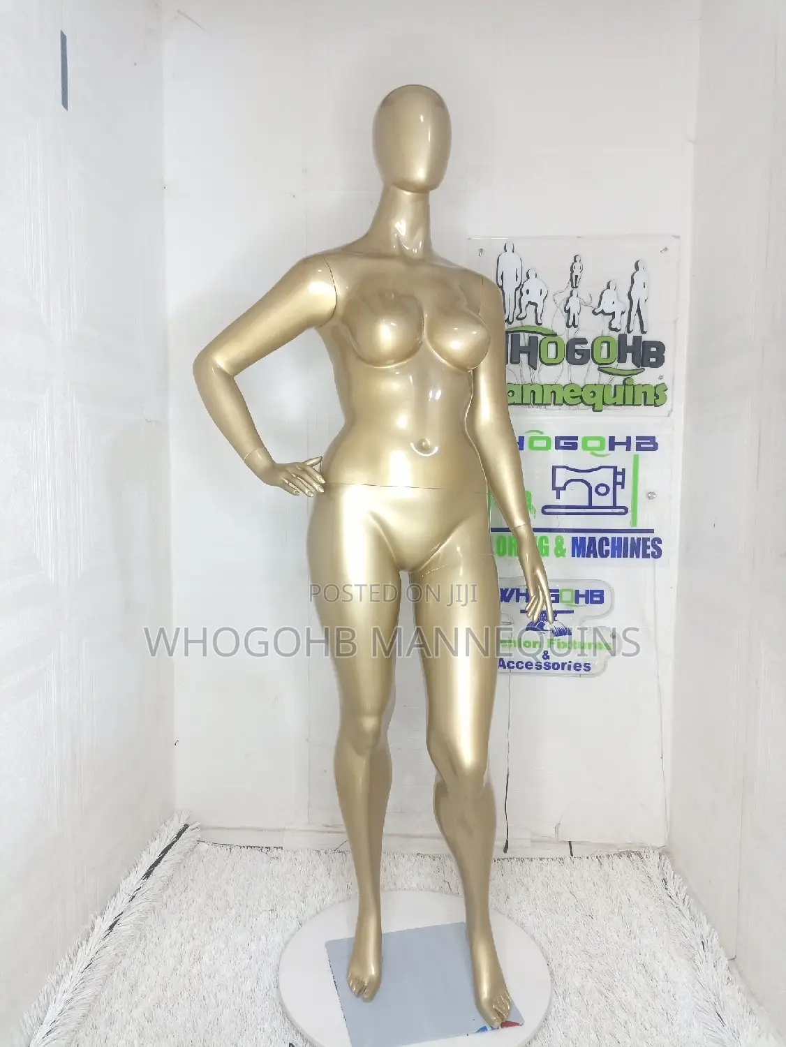 Aisha Full Fibreglass Plus Size Gold Female Mannequin Size 12/14