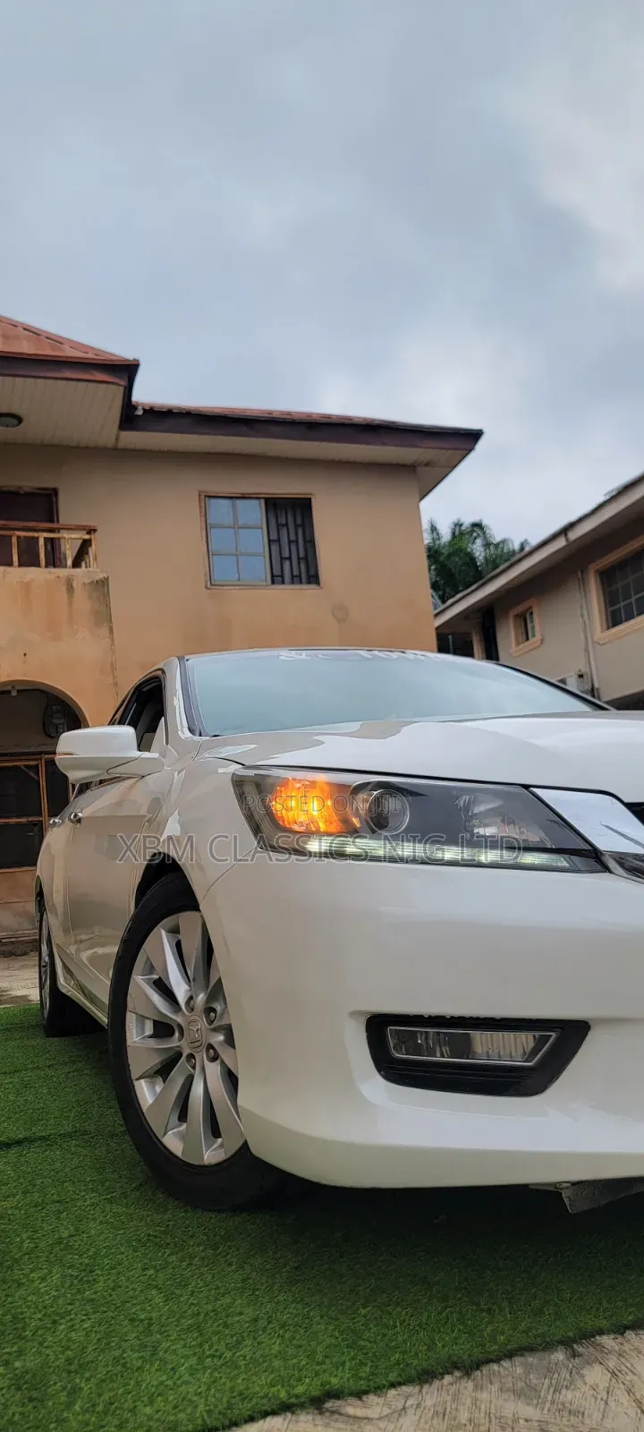 Honda Accord 2013 Off white