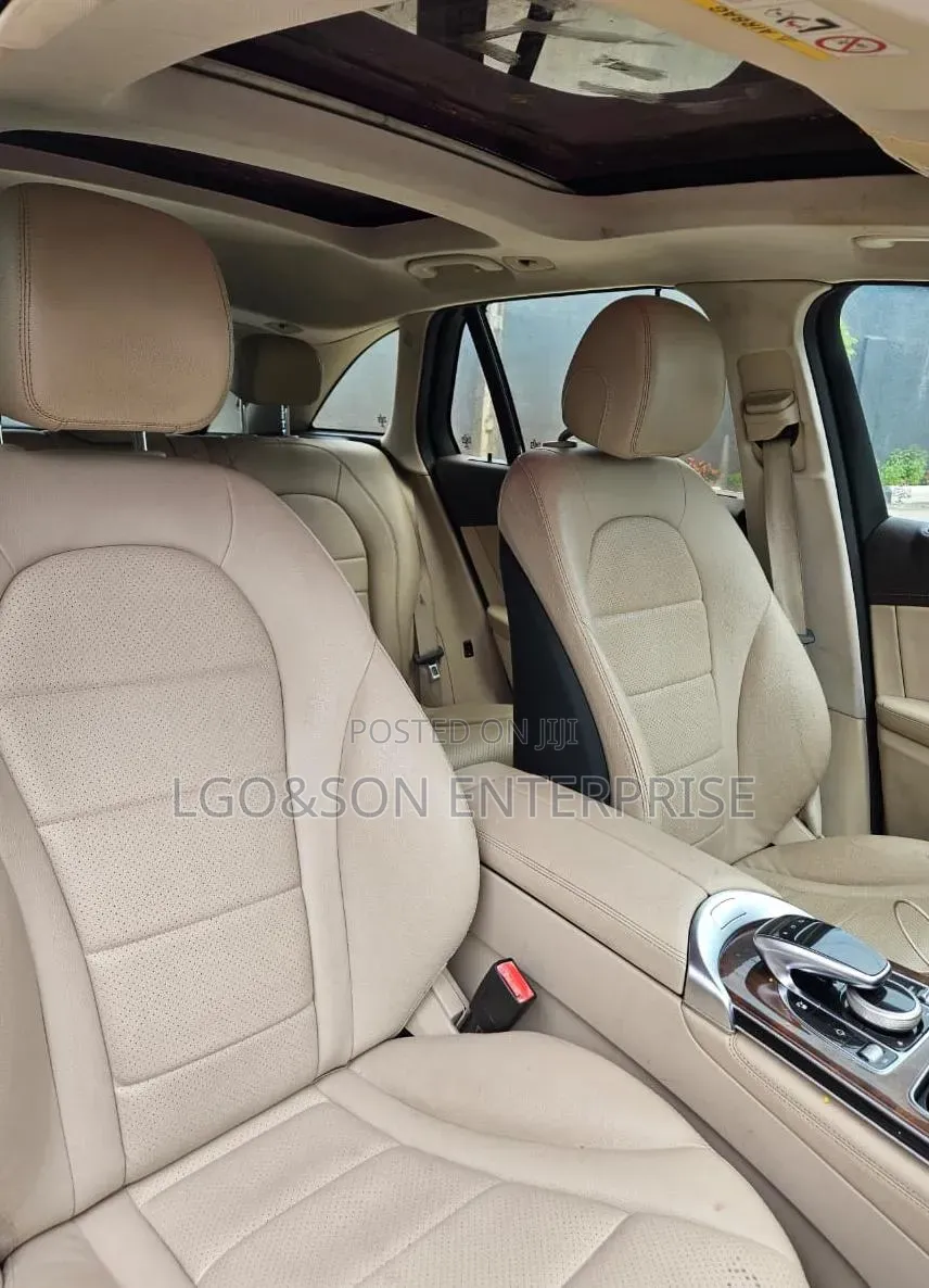 Mercedes-Benz GLC-Class 2016 Brown