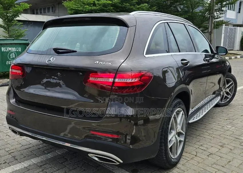 Mercedes-Benz GLC-Class 2016 Brown