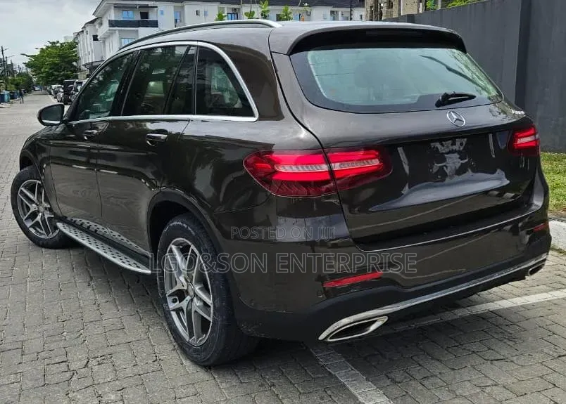 Mercedes-Benz GLC-Class 2016 Brown