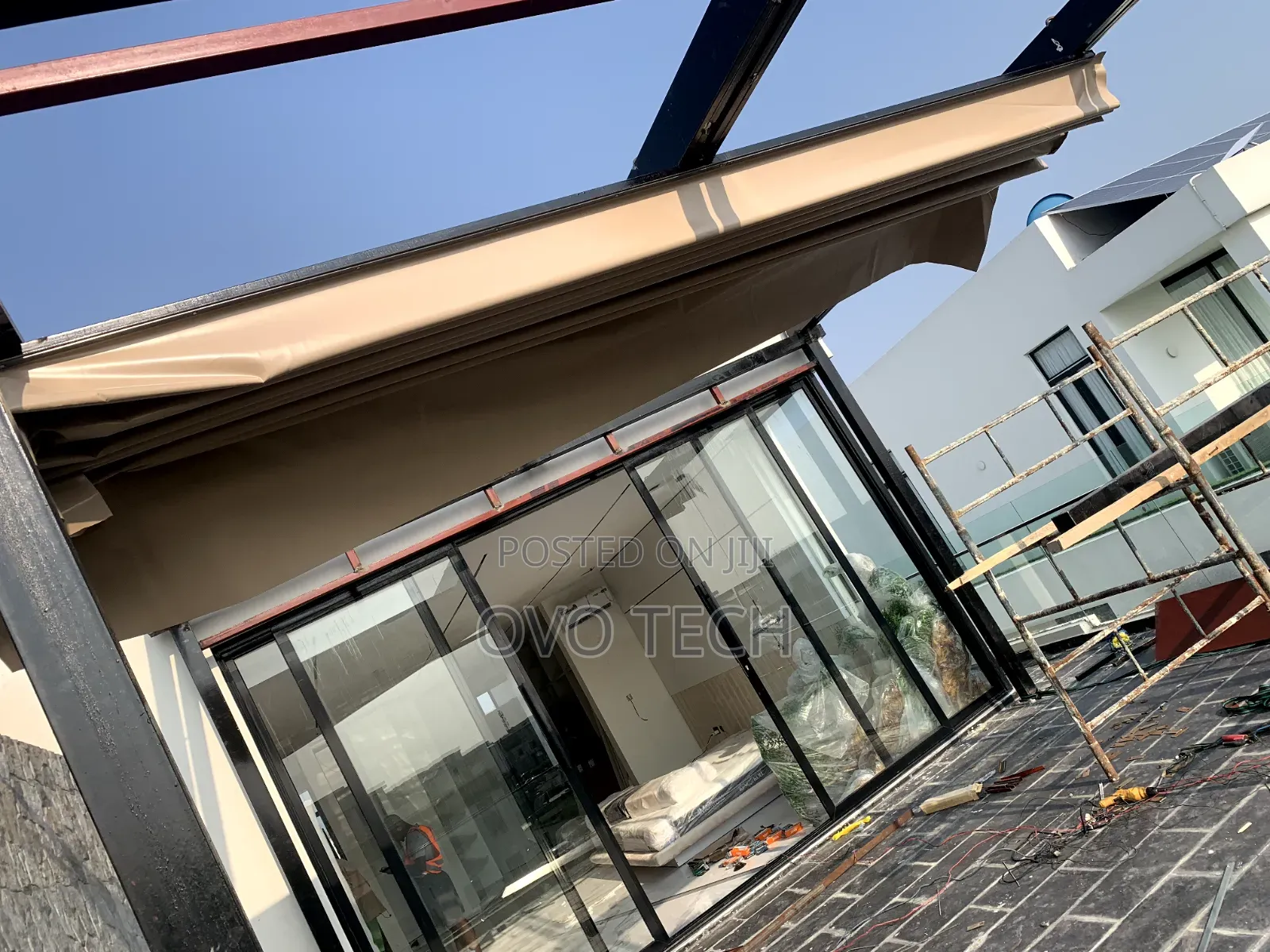 Retractable Roof or Automated Canopy