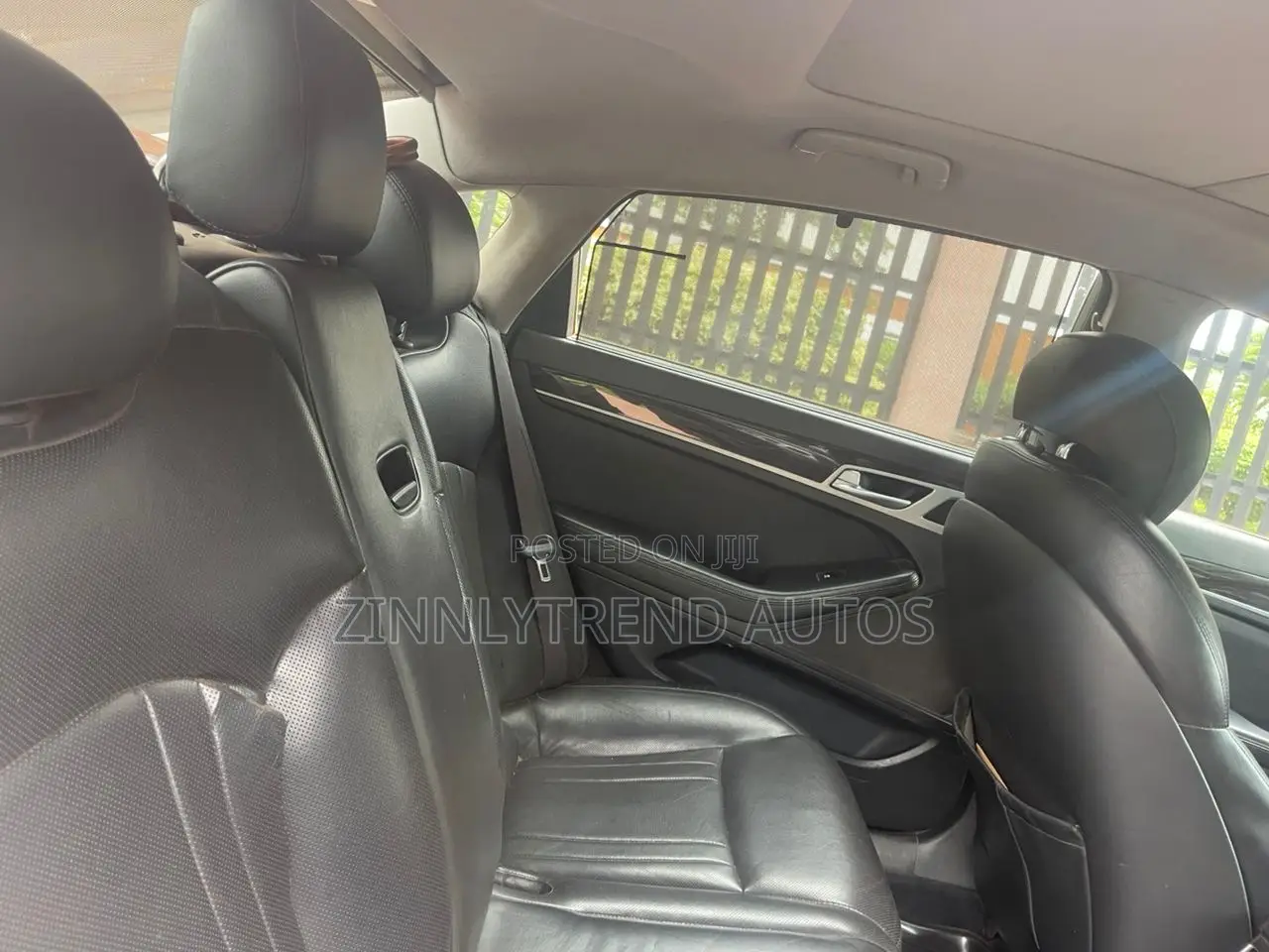 Hyundai Genesis 2015 Black
