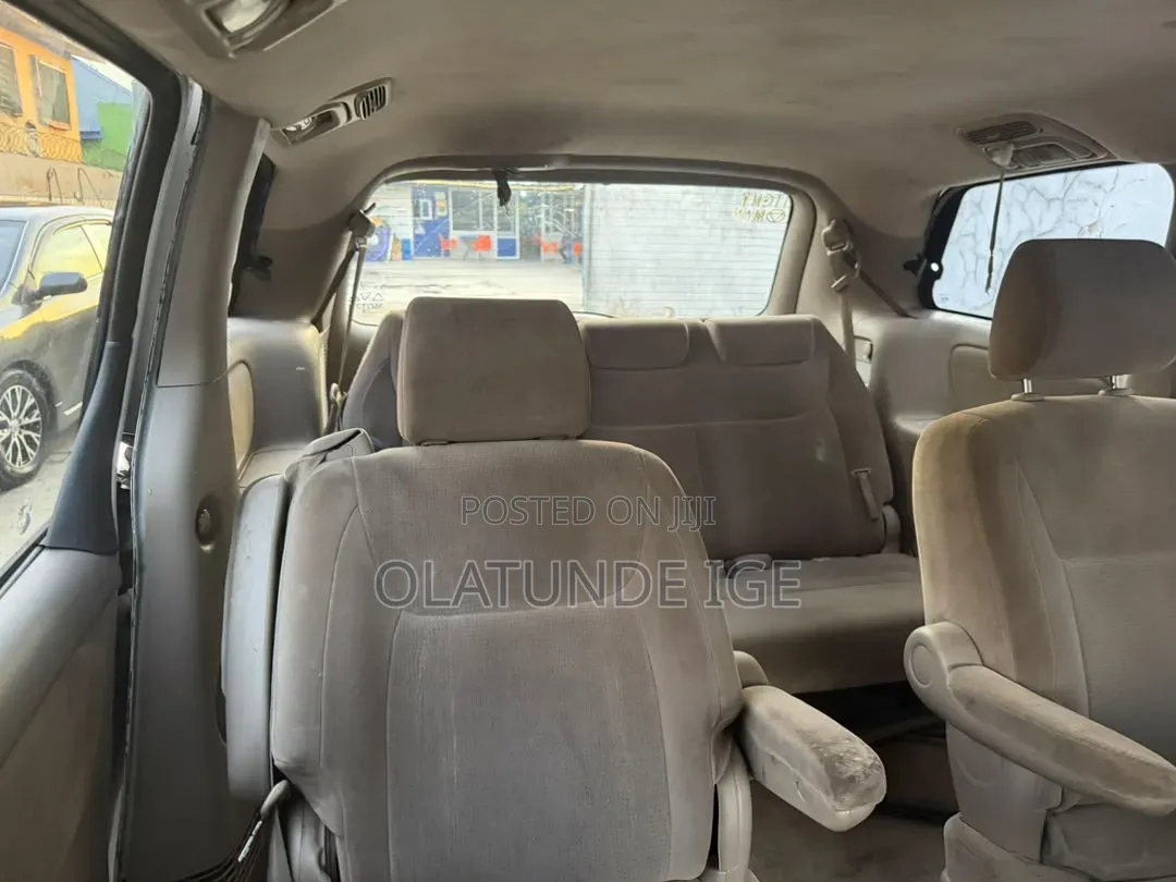Toyota Sienna 2005 White