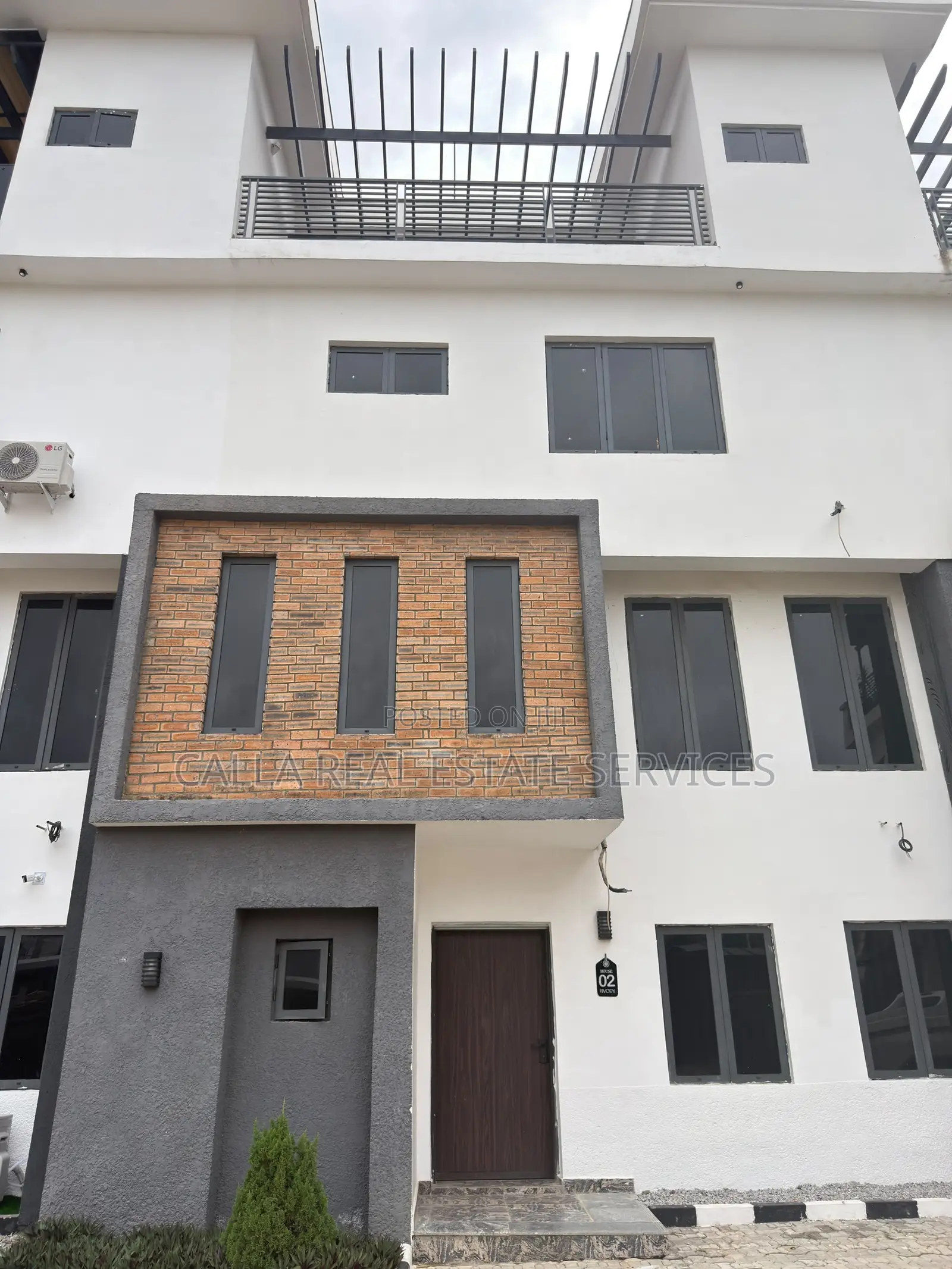 4bdrm Duplex in Jabi for sale