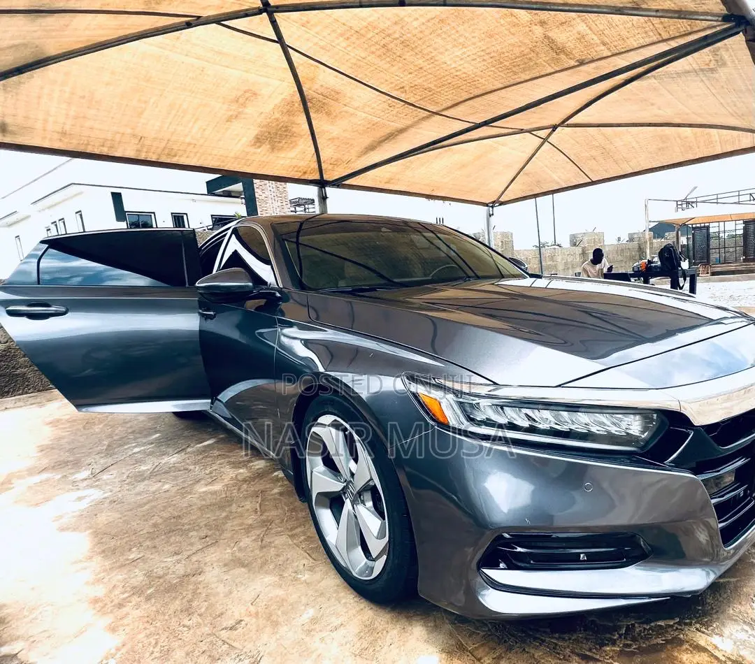 Honda Accord Touring 2.0T 2018 Gray