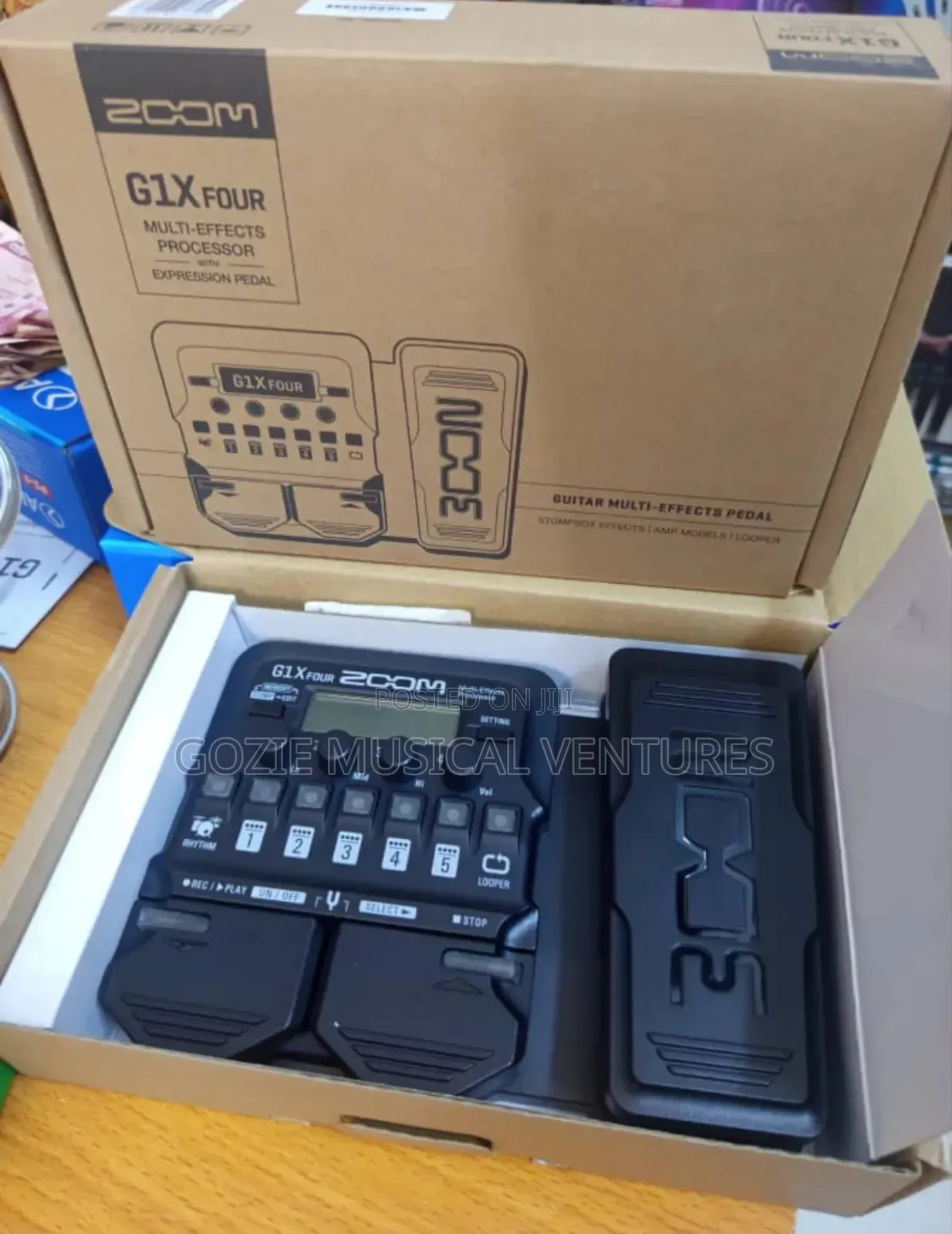 Zoom B1x Four Bass Guitar Effect Processor Black Colour With Tested Ok