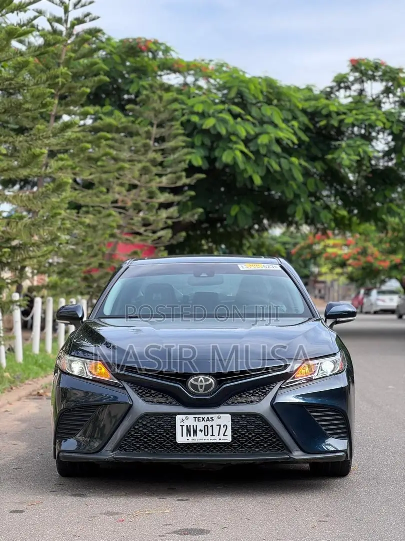 Toyota Camry 2018 Black