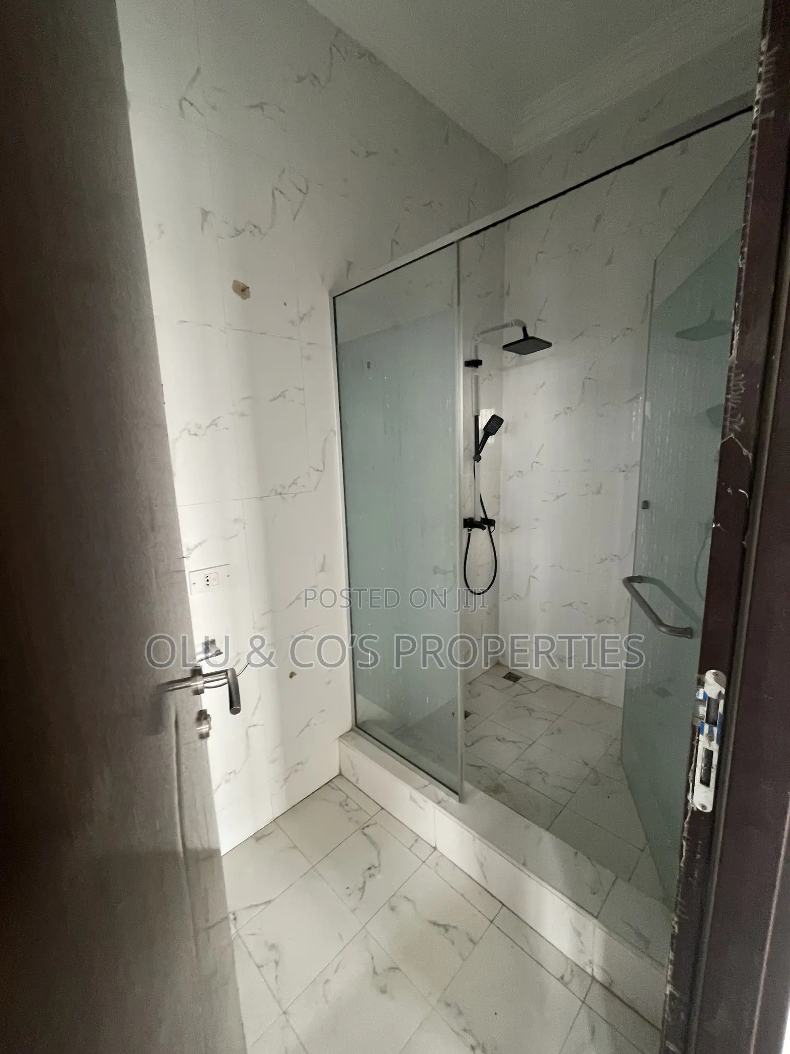 1bdrm Block of Flats in Wuye for rent