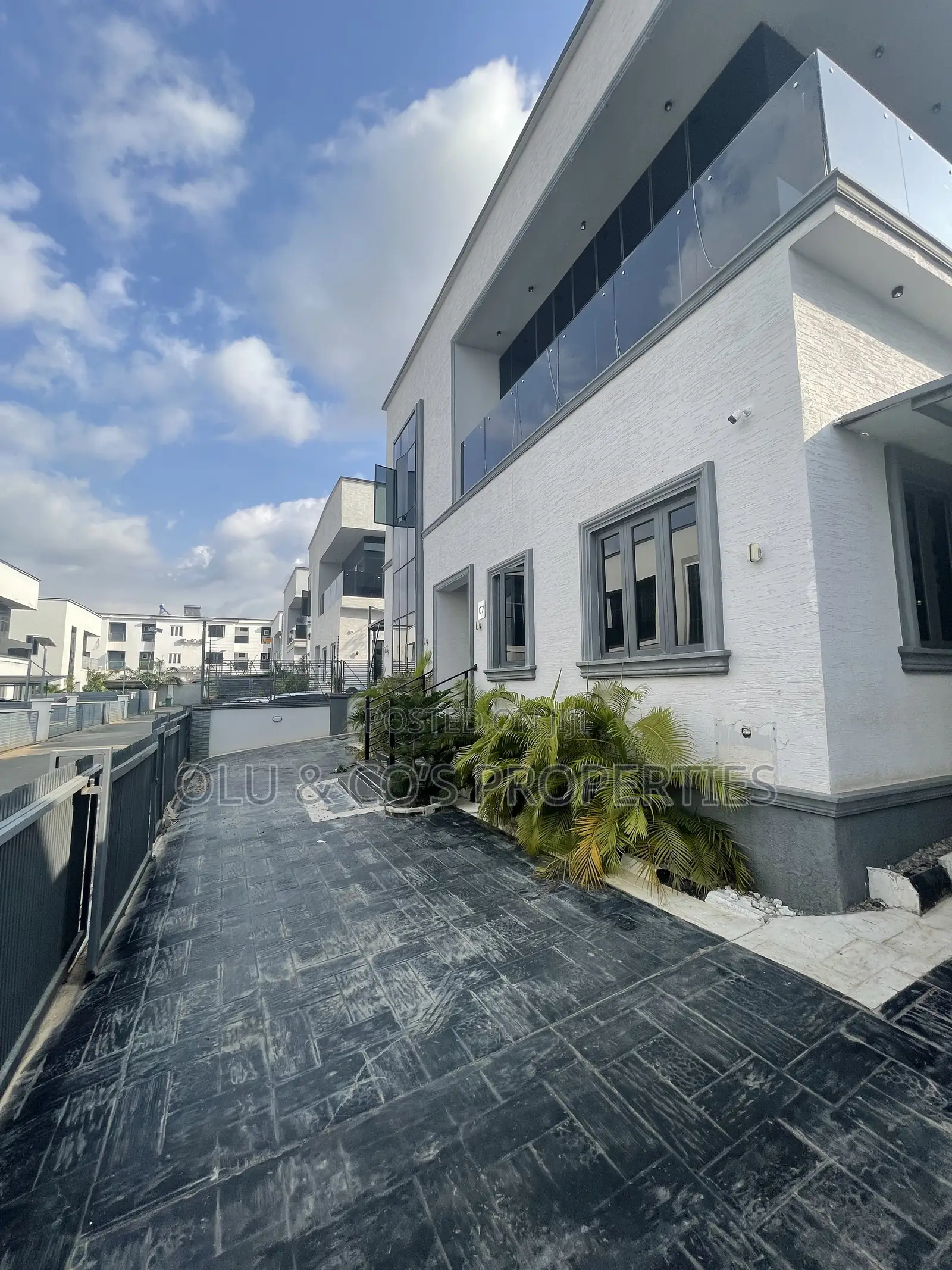 4bdrm Duplex in Jim Estate, Wuye for rent