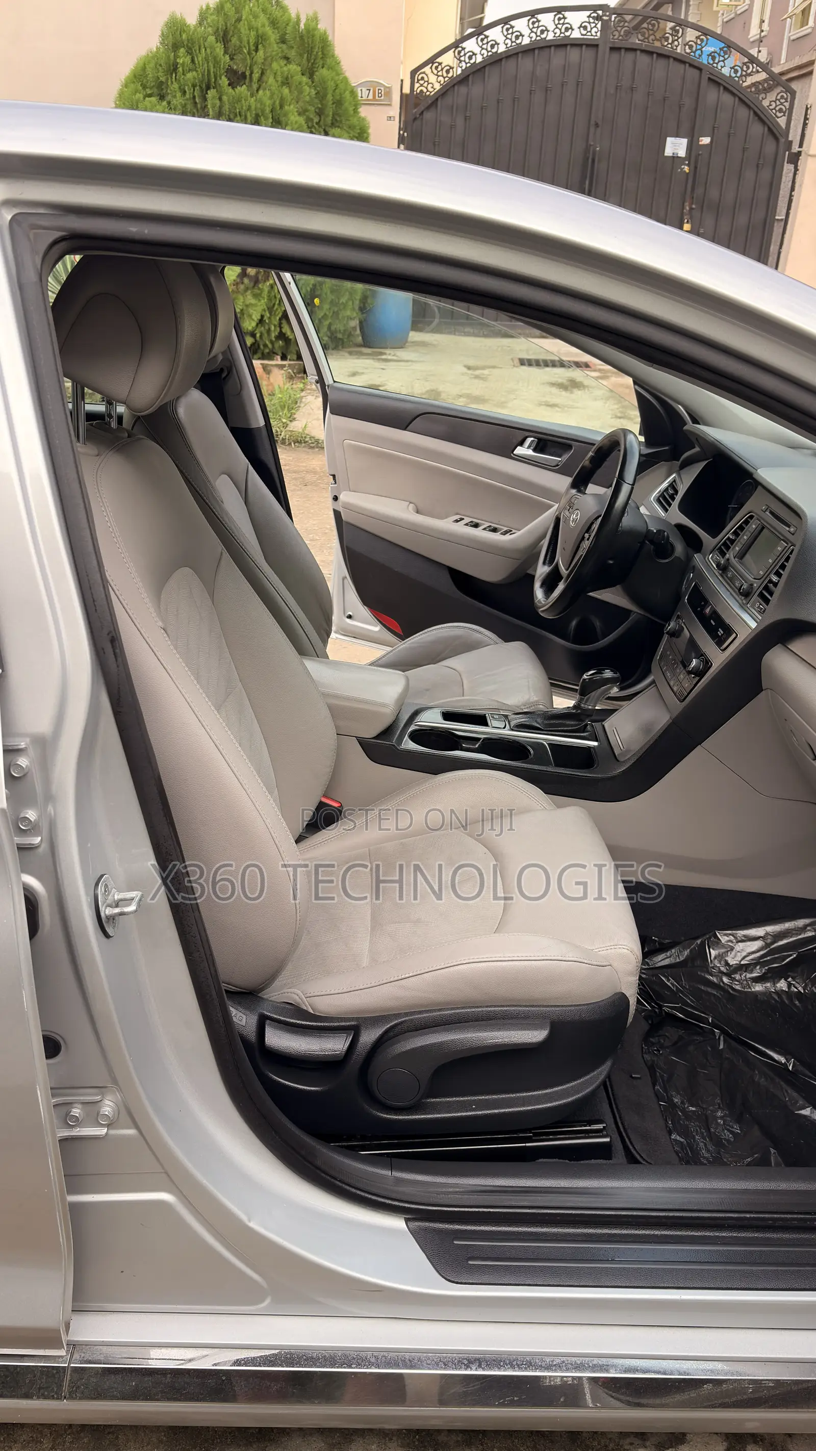 Hyundai Sonata Sport 2.0T 4dr Sedan (2.0L 4cyl Turbo 6A) 2015 Silver