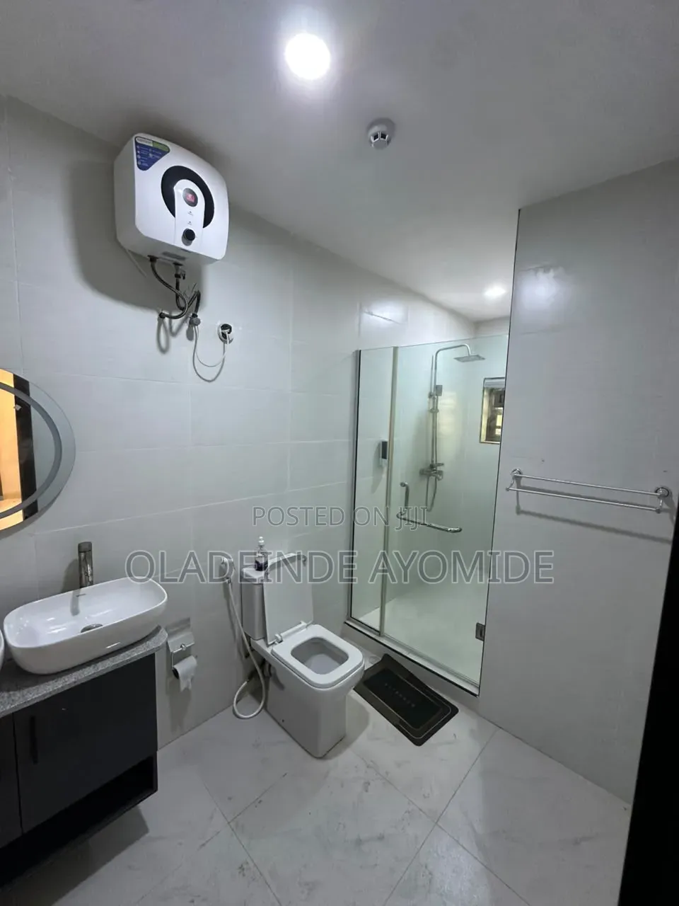 3bdrm Apartment in Ologolo Lekki for rent