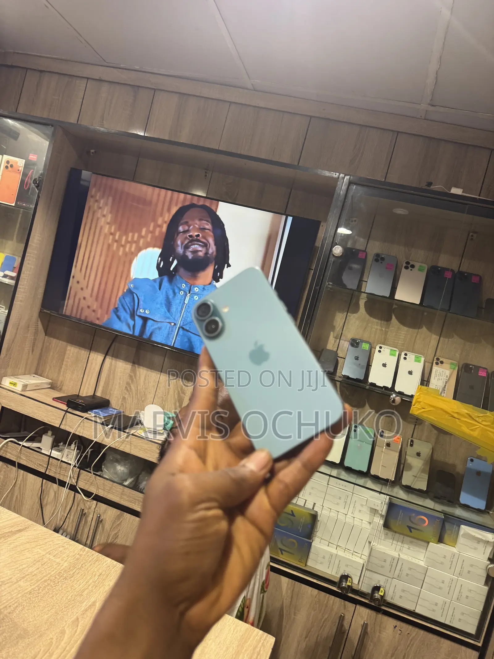 Apple iPhone 16 128 GB Green