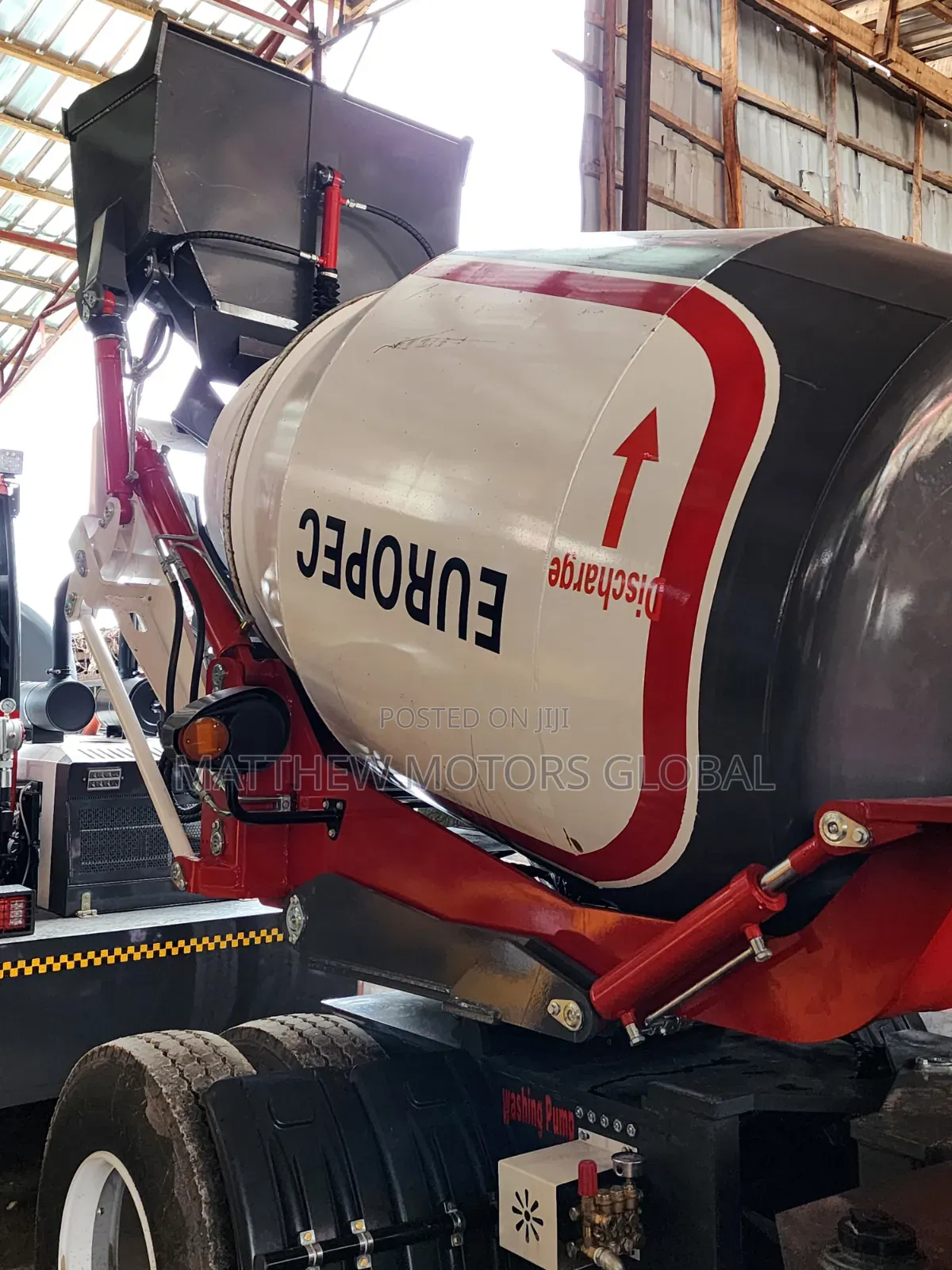 Brand New 7.5 Cubic Nobile Self Loader Concrete Mixer