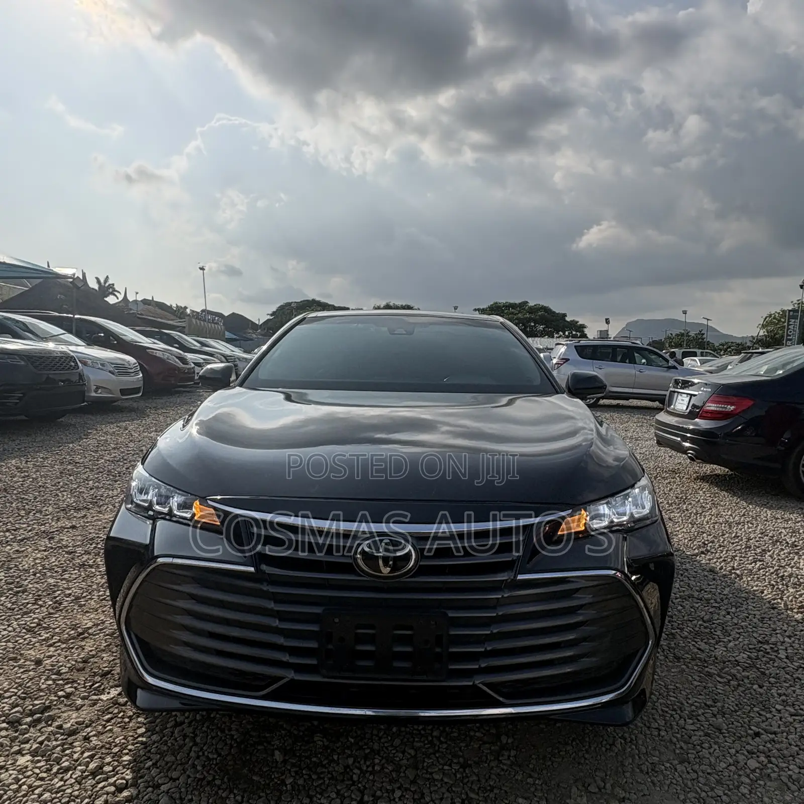 Toyota Avalon XLE 2020 Black