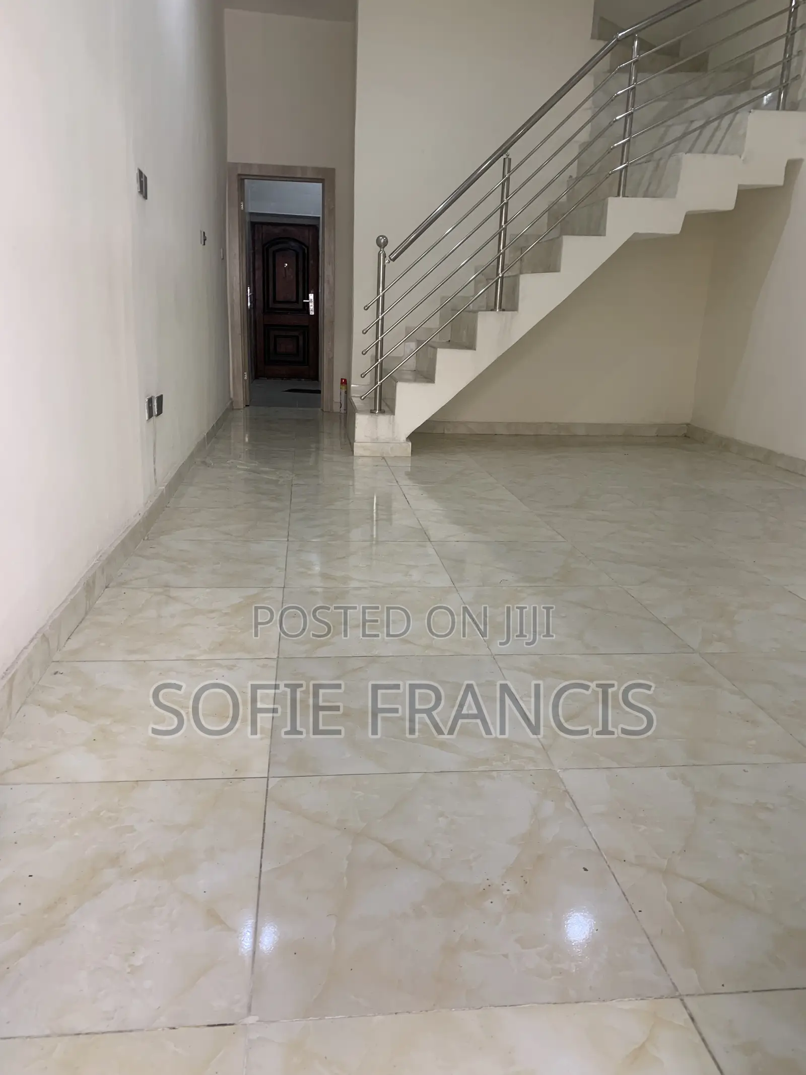 3bdrm Duplex in Vgc for rent