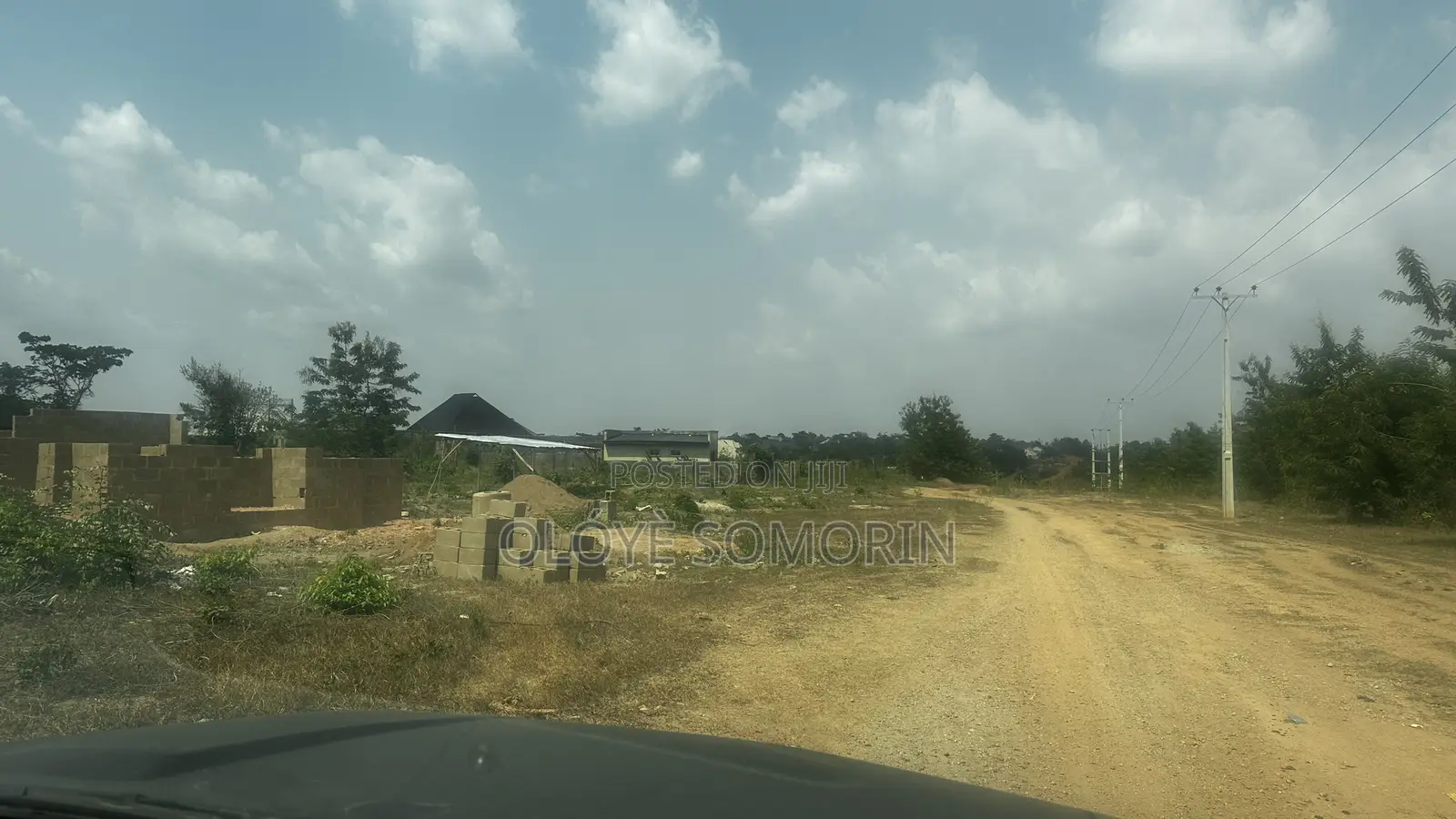 6bdrm Apartment in Trinity One, Omi Adio for sale