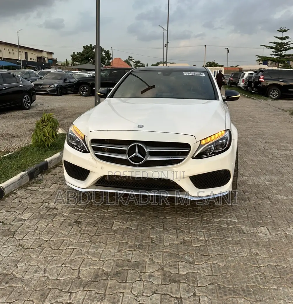 Mercedes-Benz C400 4Matic AWD Sedan (3.0L V6 7A) 2015 White
