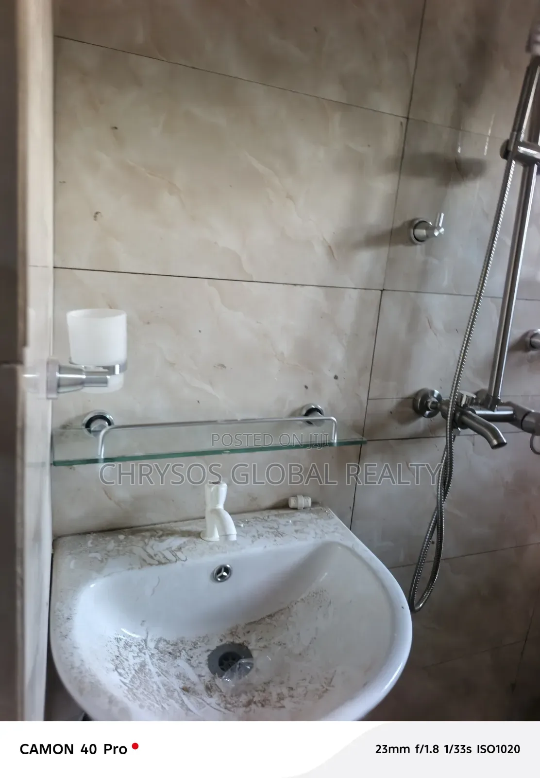 1bdrm Block of Flats in Bibilari Area, Basorun for rent