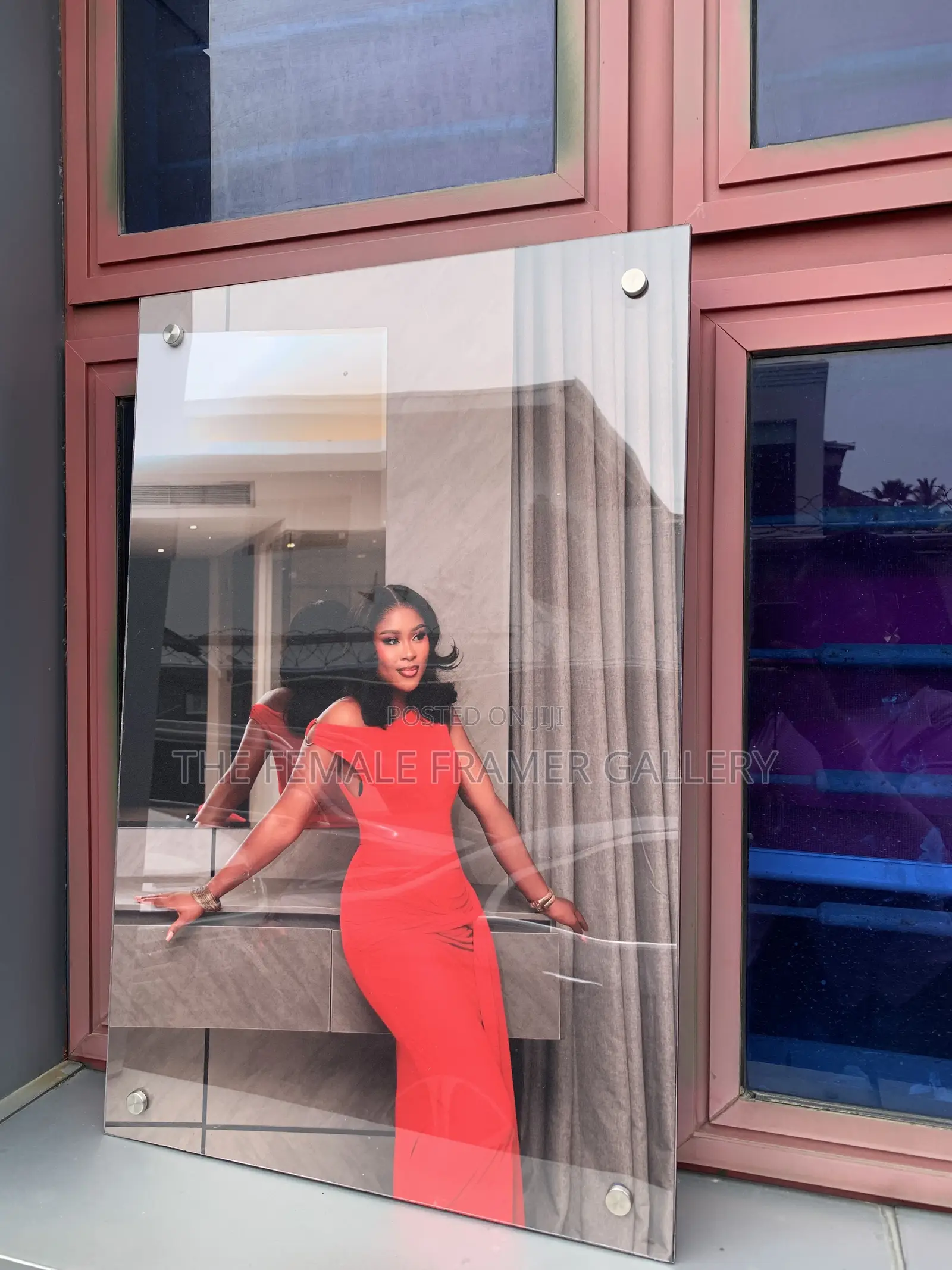 Acrylic Frameless With Crystal