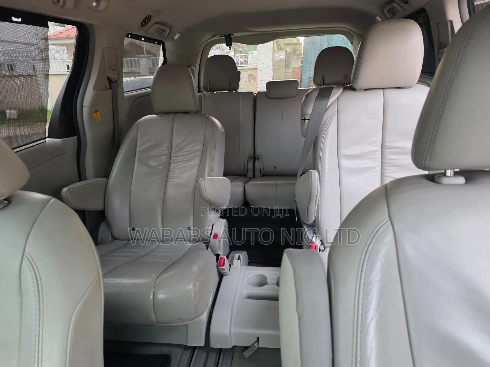 Toyota Sienna 2011 Gray