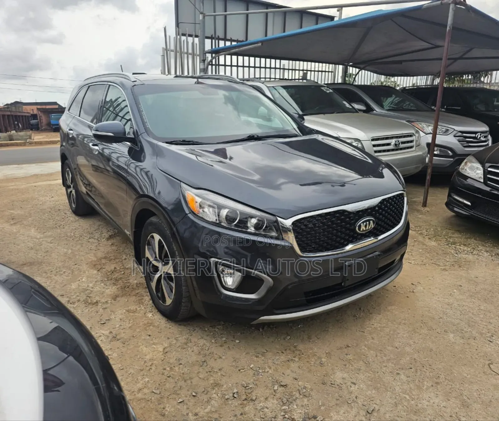 Kia Sorento 4dr SUV 2016 Gray