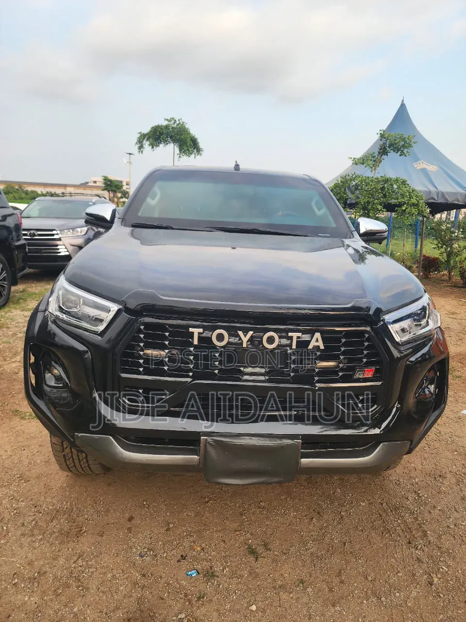 Toyota Hilux 2025 Black