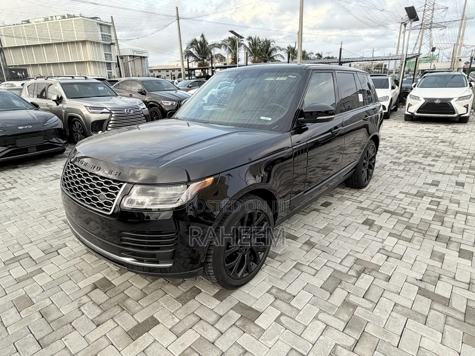 Land Rover Range Rover 5.0L Supercharged 2018 Black